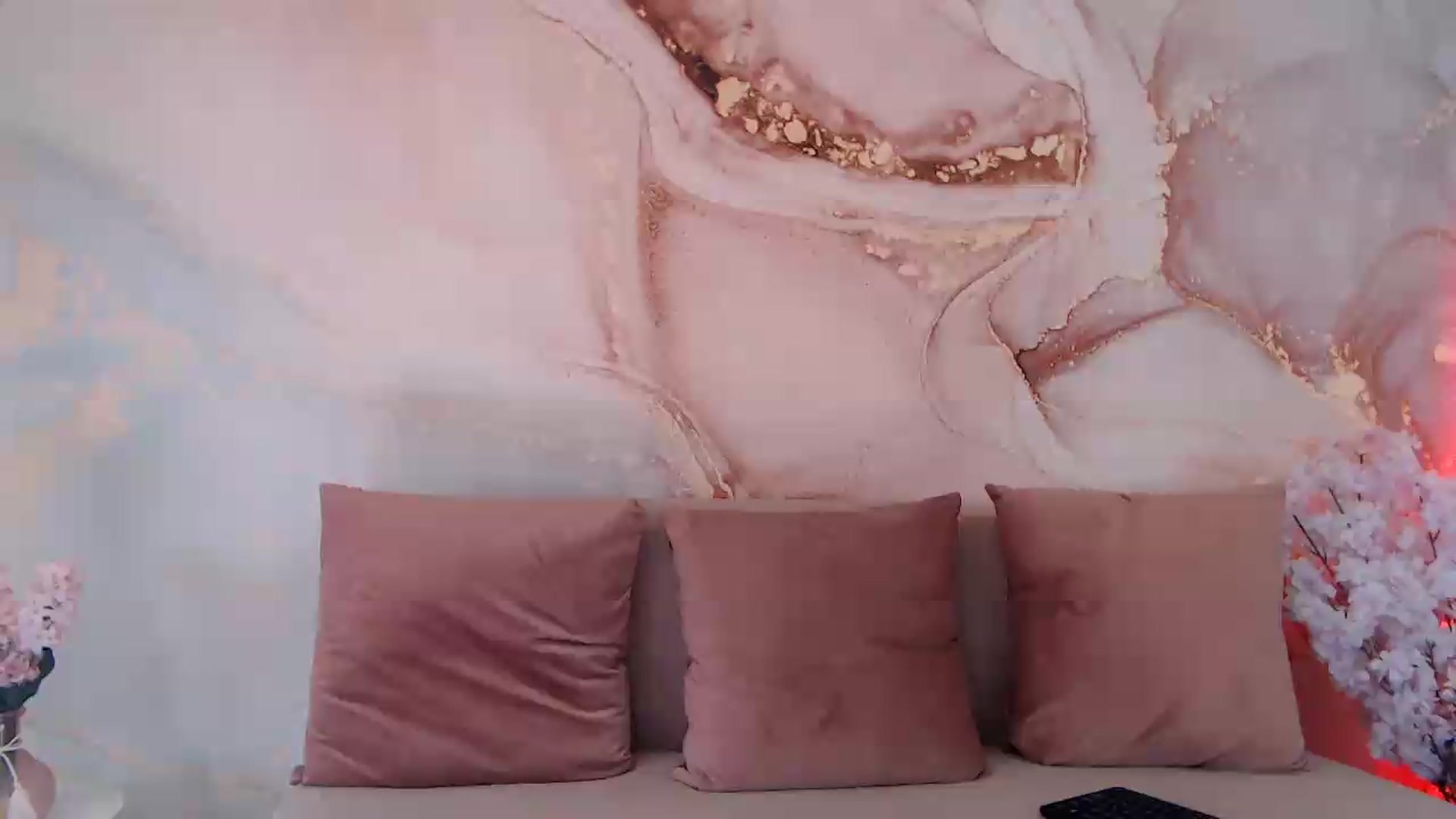 Gallery image thumbnail from HotCallia's myfreecams stream on, 07/14/2026, 08:28 image 4 of 20