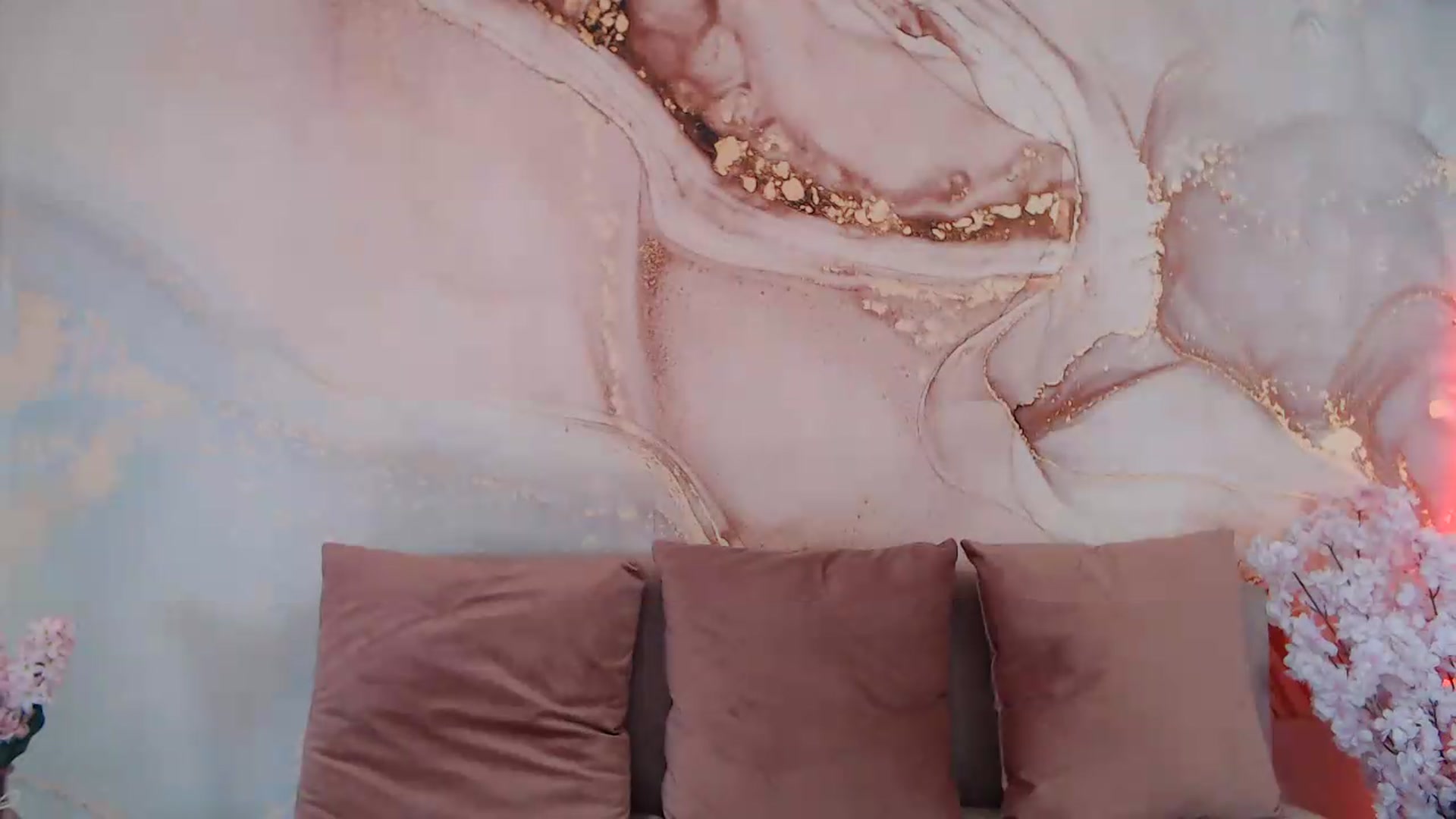Gallery image thumbnail from HotCallia's myfreecams stream on, 07/19/2026, 08:20 image 13 of 20