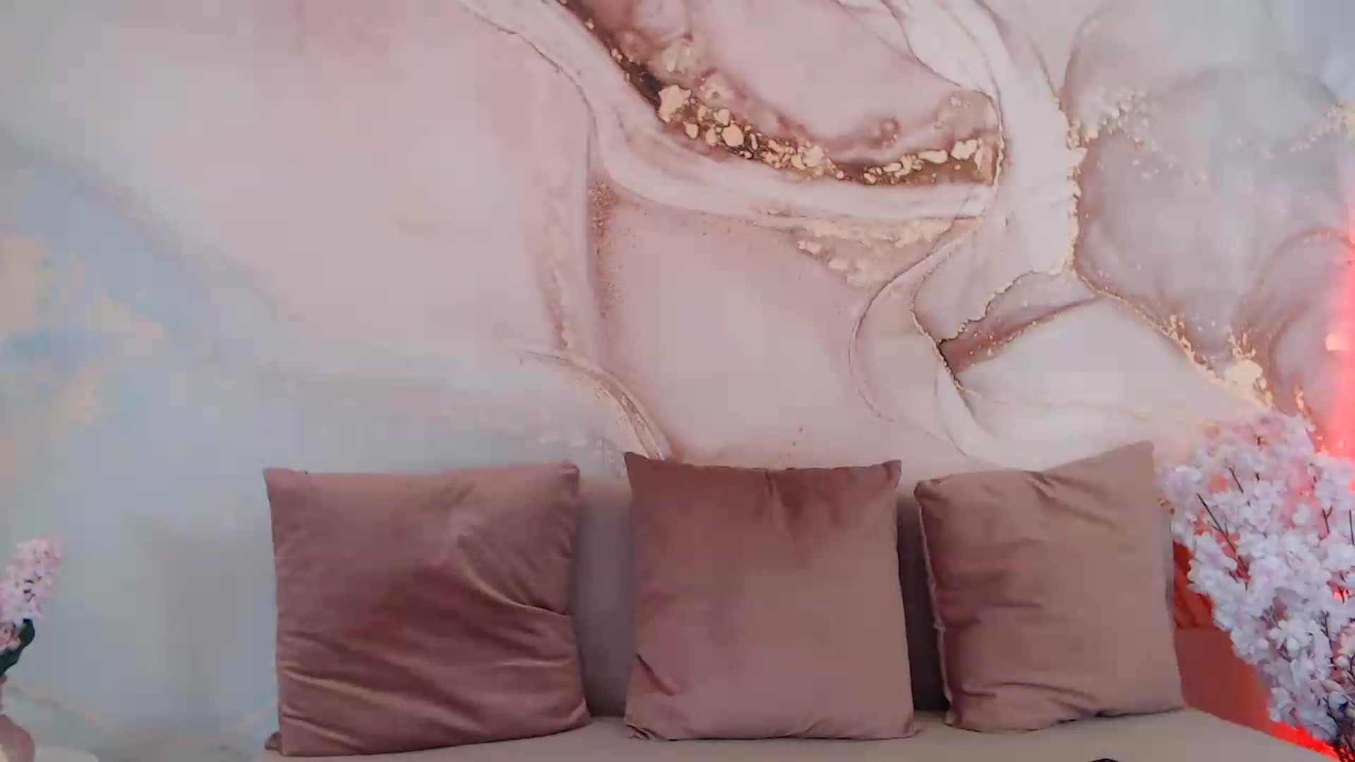 Gallery image thumbnail from HotCallia's myfreecams stream on, 07/21/2026, 06:55 image 10 of 20