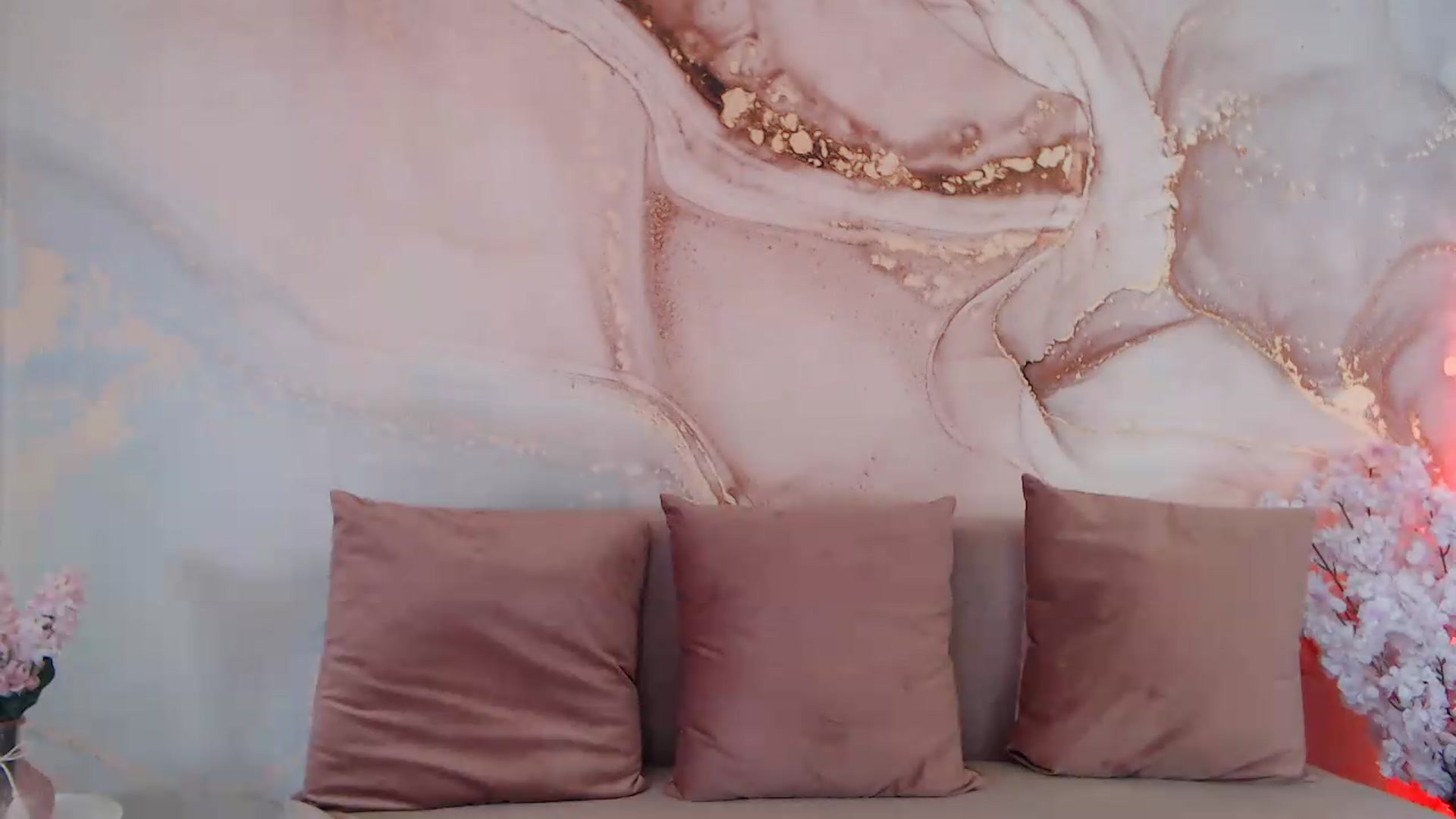 Gallery image thumbnail from HotCallia's myfreecams stream on, 07/29/2026, 08:28 image 17 of 20
