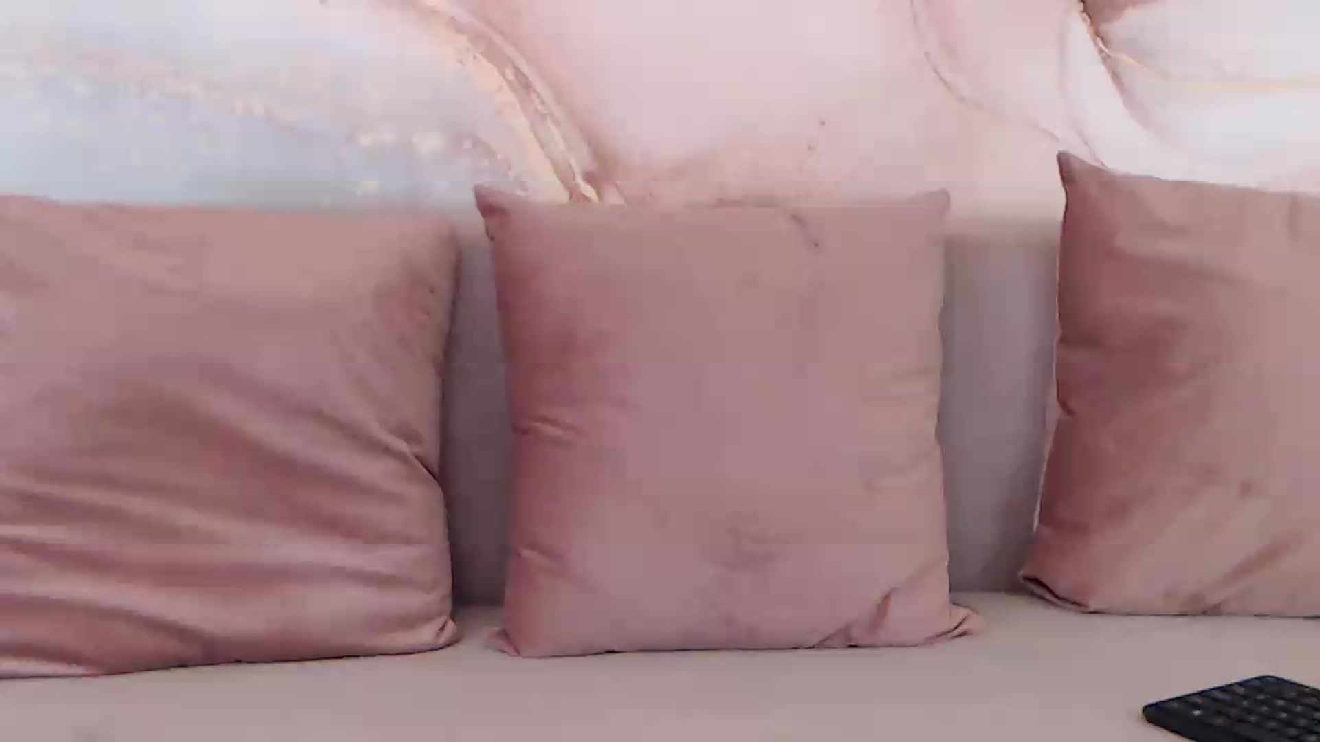 Gallery image thumbnail from HotCallia's myfreecams stream on, 07/30/2026, 09:01 image 12 of 20