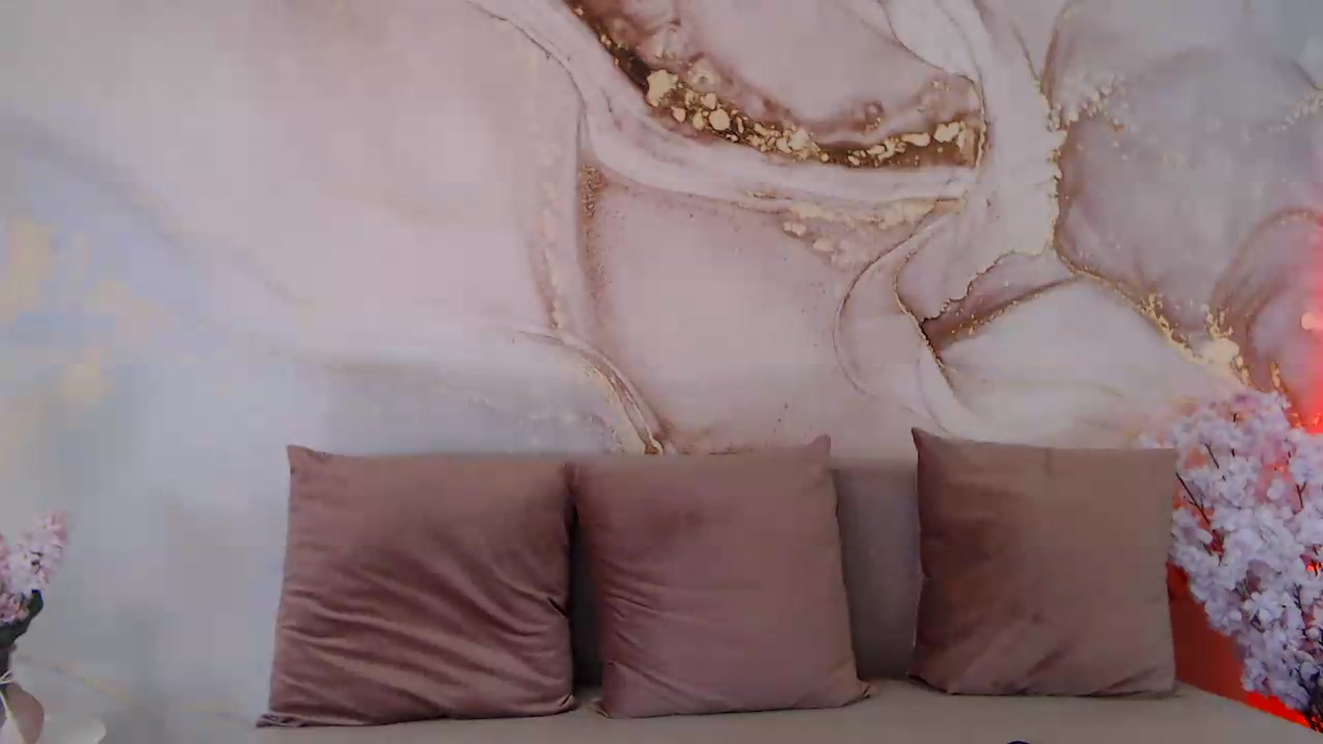 Gallery image thumbnail from HotCallia's myfreecams stream on, 08/01/2026, 08:16 image 5 of 20