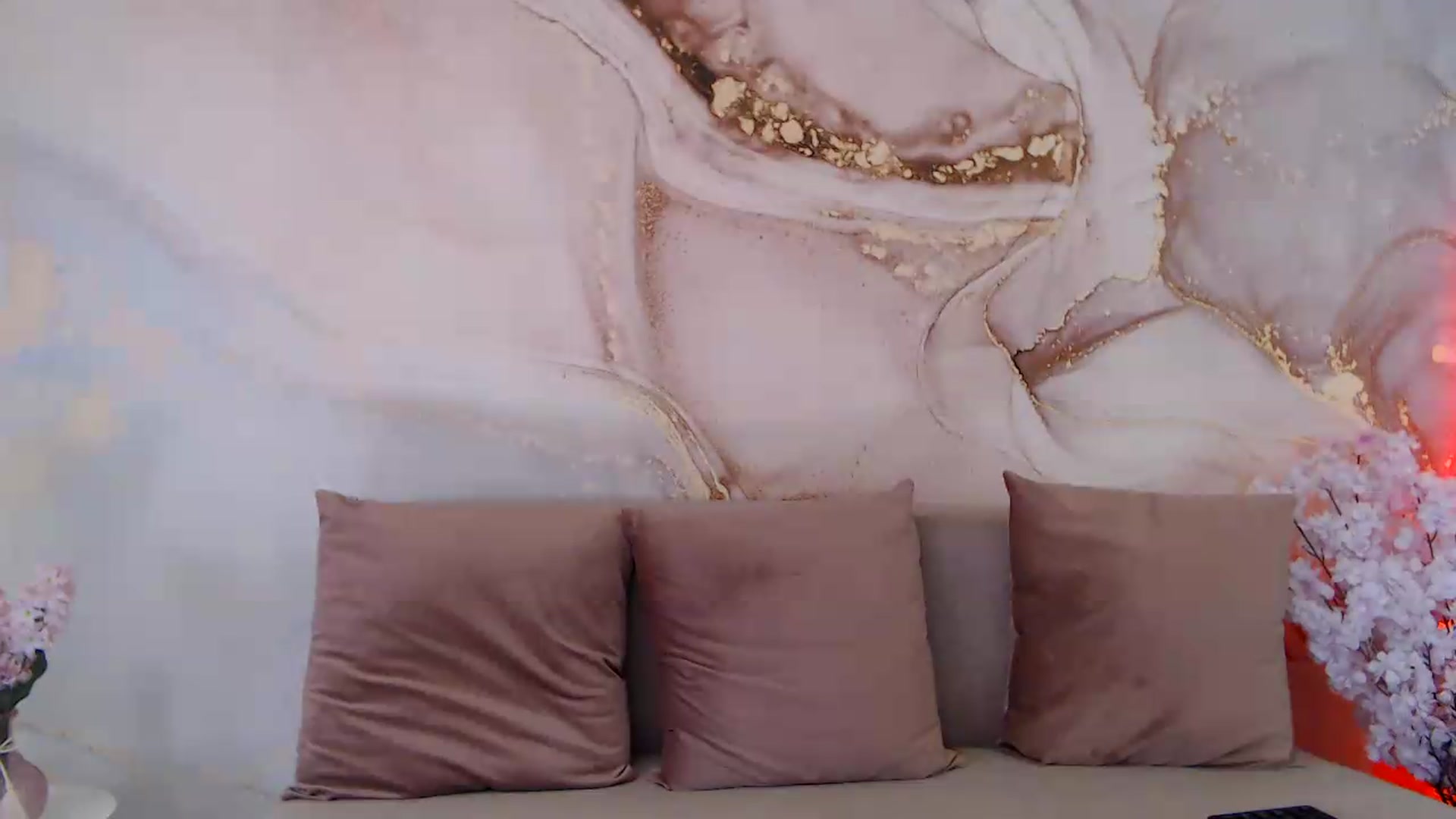 Gallery image thumbnail from HotCallia's myfreecams stream on, 08/01/2026, 08:16 image 17 of 20