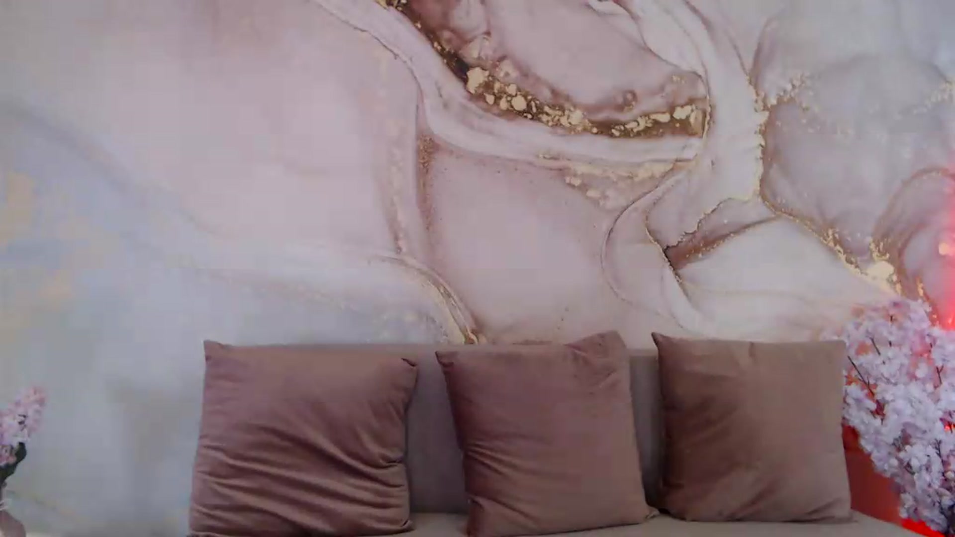 Gallery image thumbnail from HotCallia's myfreecams stream on, 08/05/2026, 08:59 image 16 of 20
