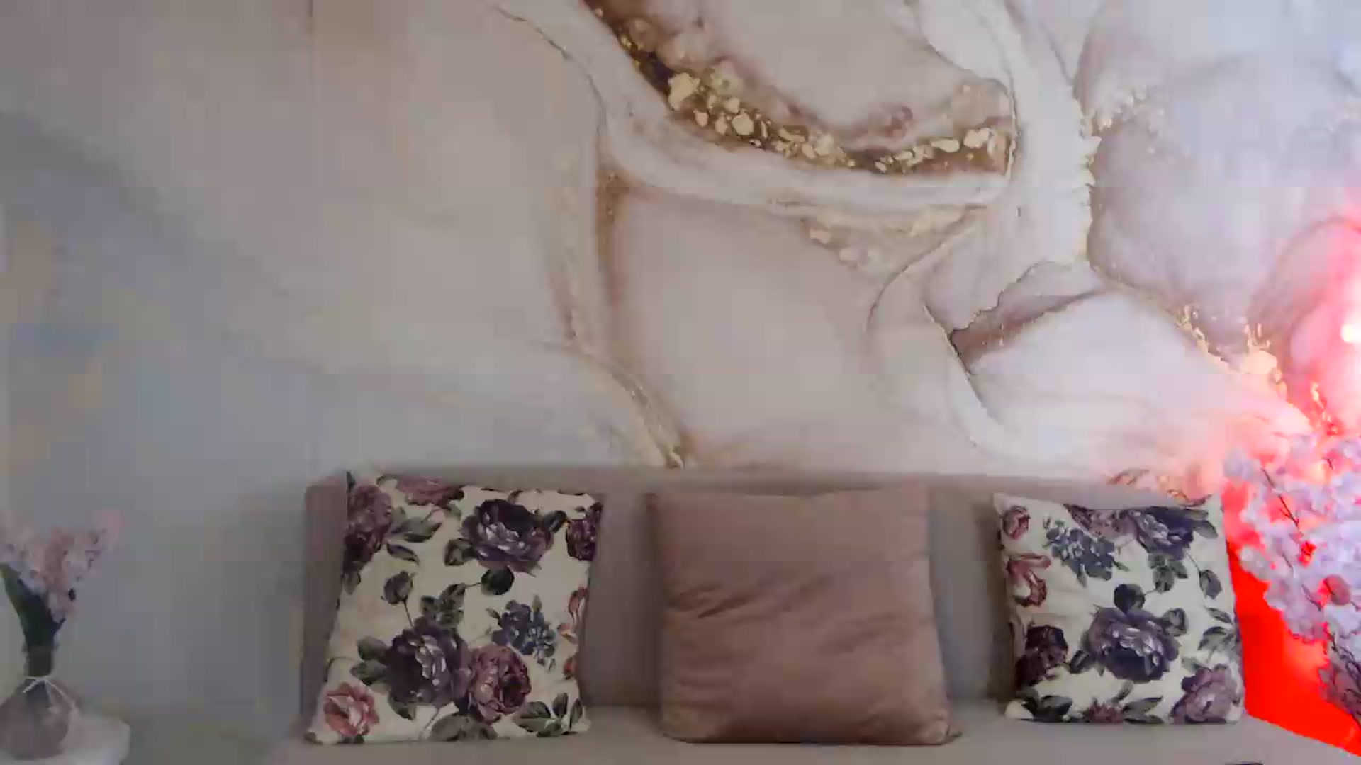 Gallery image thumbnail from HotCallia's myfreecams stream on, 08/18/2026, 09:53 image 1 of 20