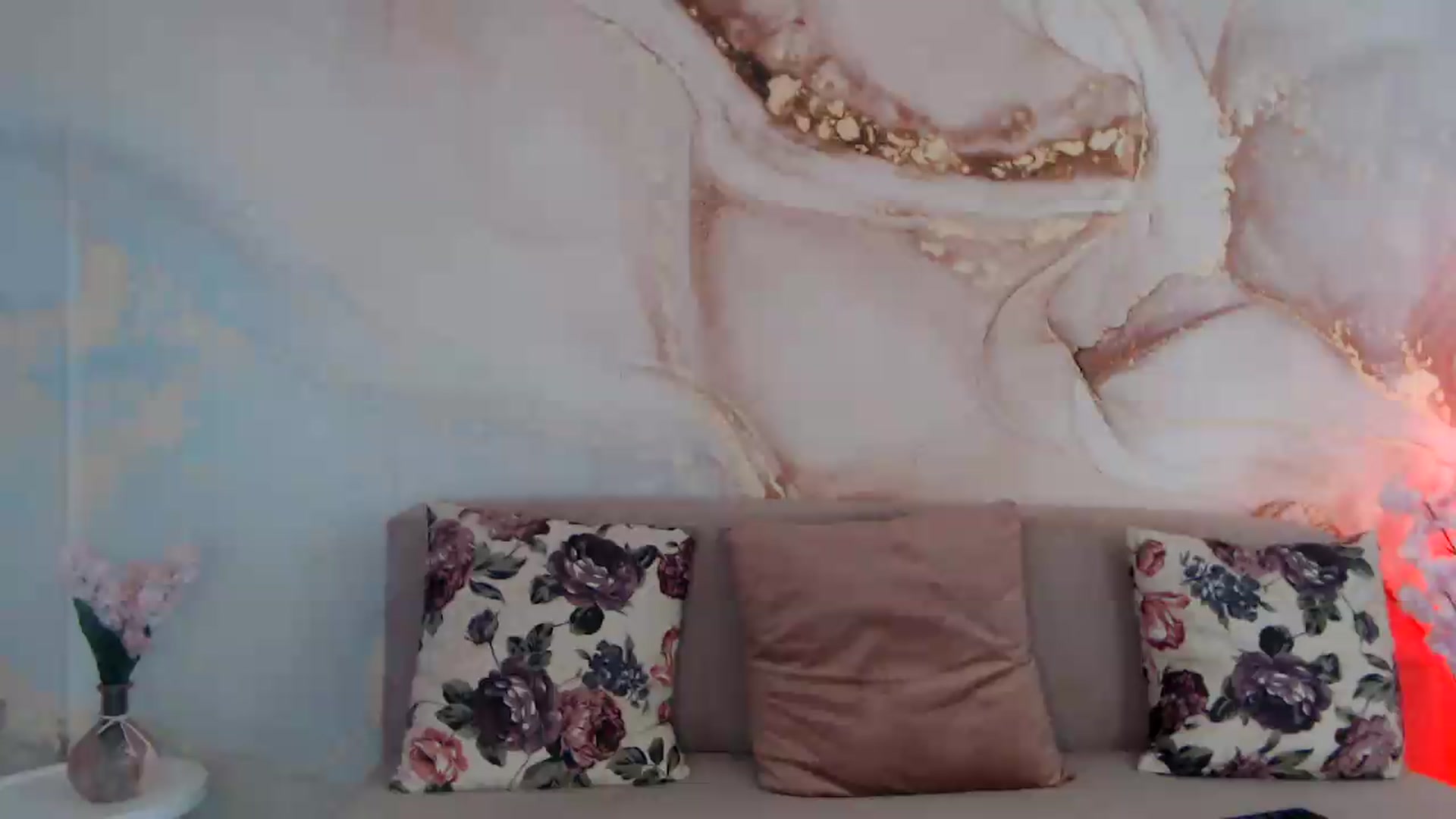 Gallery image thumbnail from HotCallia's myfreecams stream on, 08/19/2026, 10:13 image 11 of 20