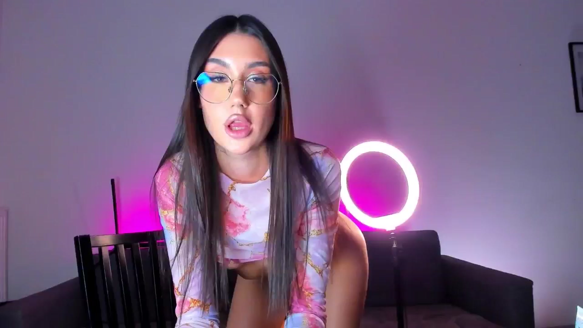 Gallery image thumbnail from HotCrispbread's myfreecams stream on, 01/11/2025, 17:01 image 10 of 20