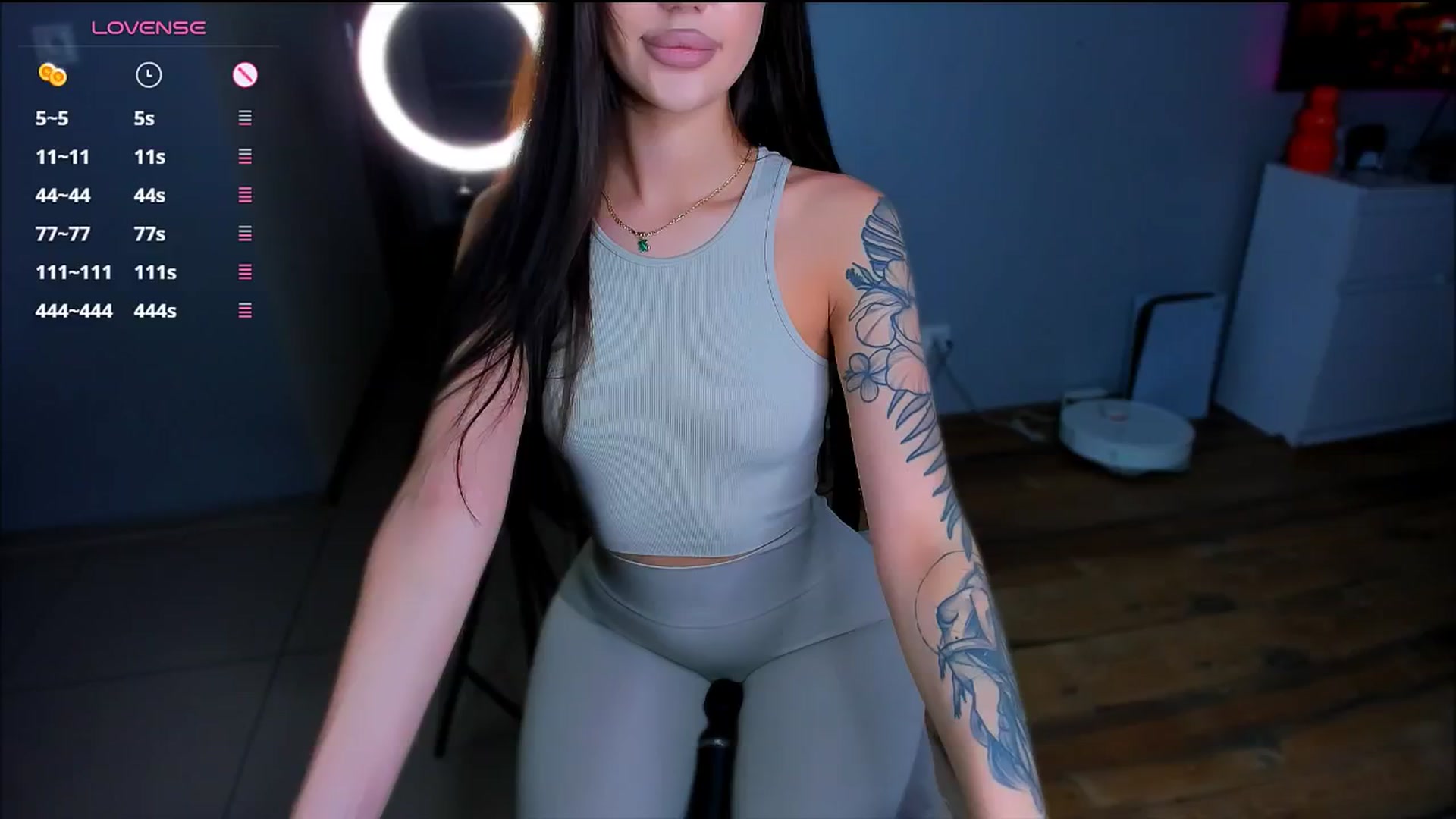 Gallery image thumbnail from HotCrispbread's myfreecams stream on, 11/02/2025, 12:57 image 8 of 20