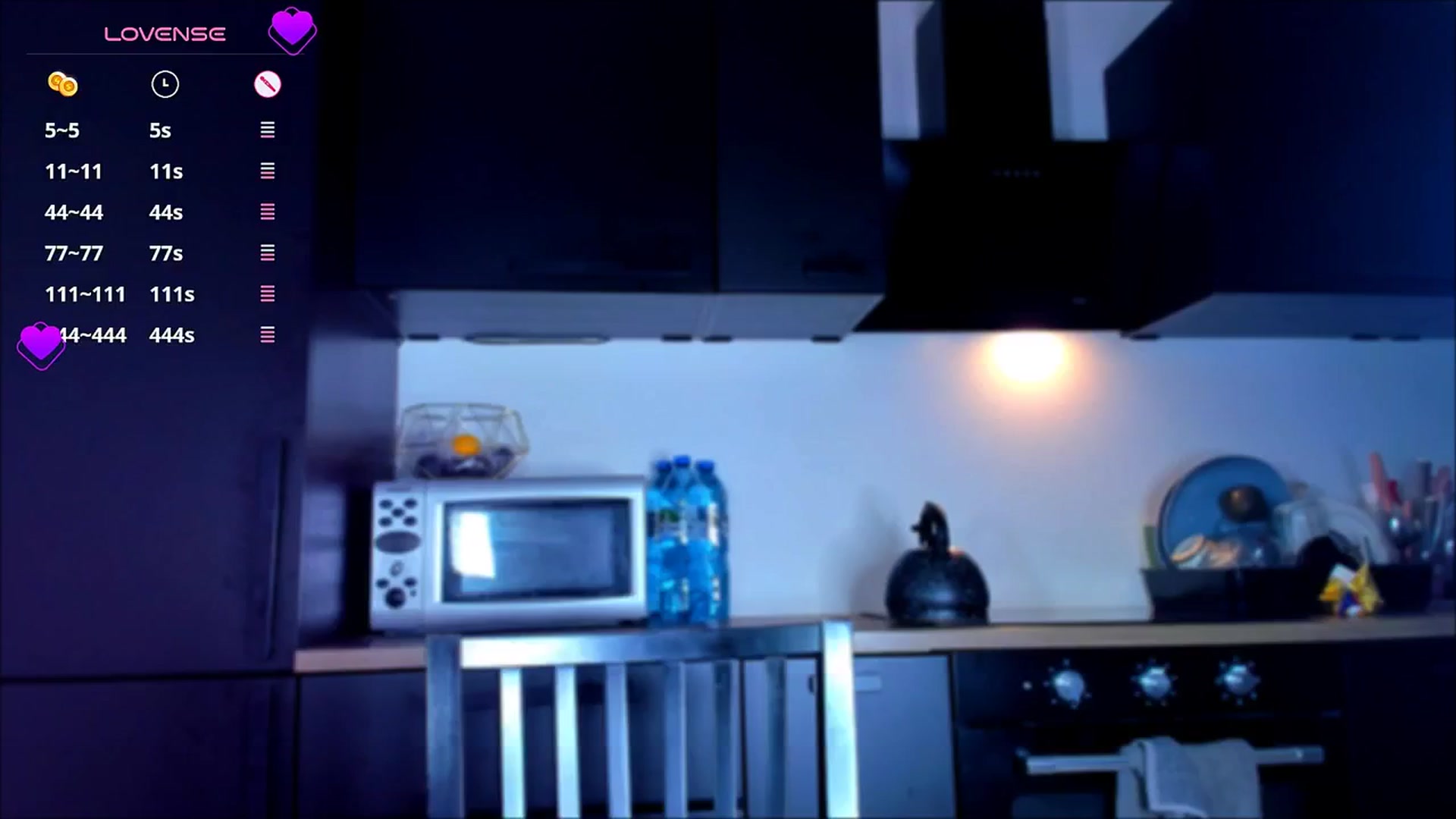 Gallery image thumbnail from HotCrispbread's myfreecams stream on, 12/15/2025, 16:45 image 13 of 20