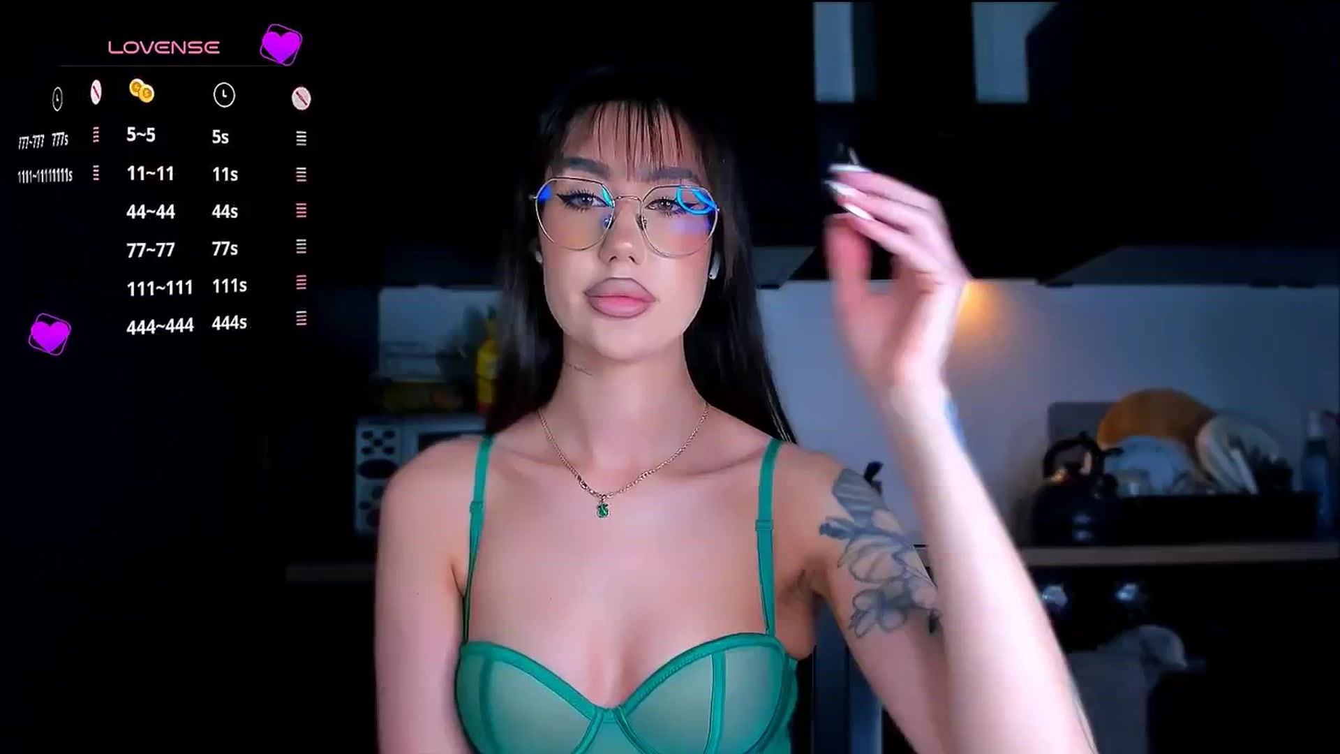 Gallery image thumbnail from HotCrispbread's myfreecams stream on, 12/21/2025, 18:24 image 19 of 20