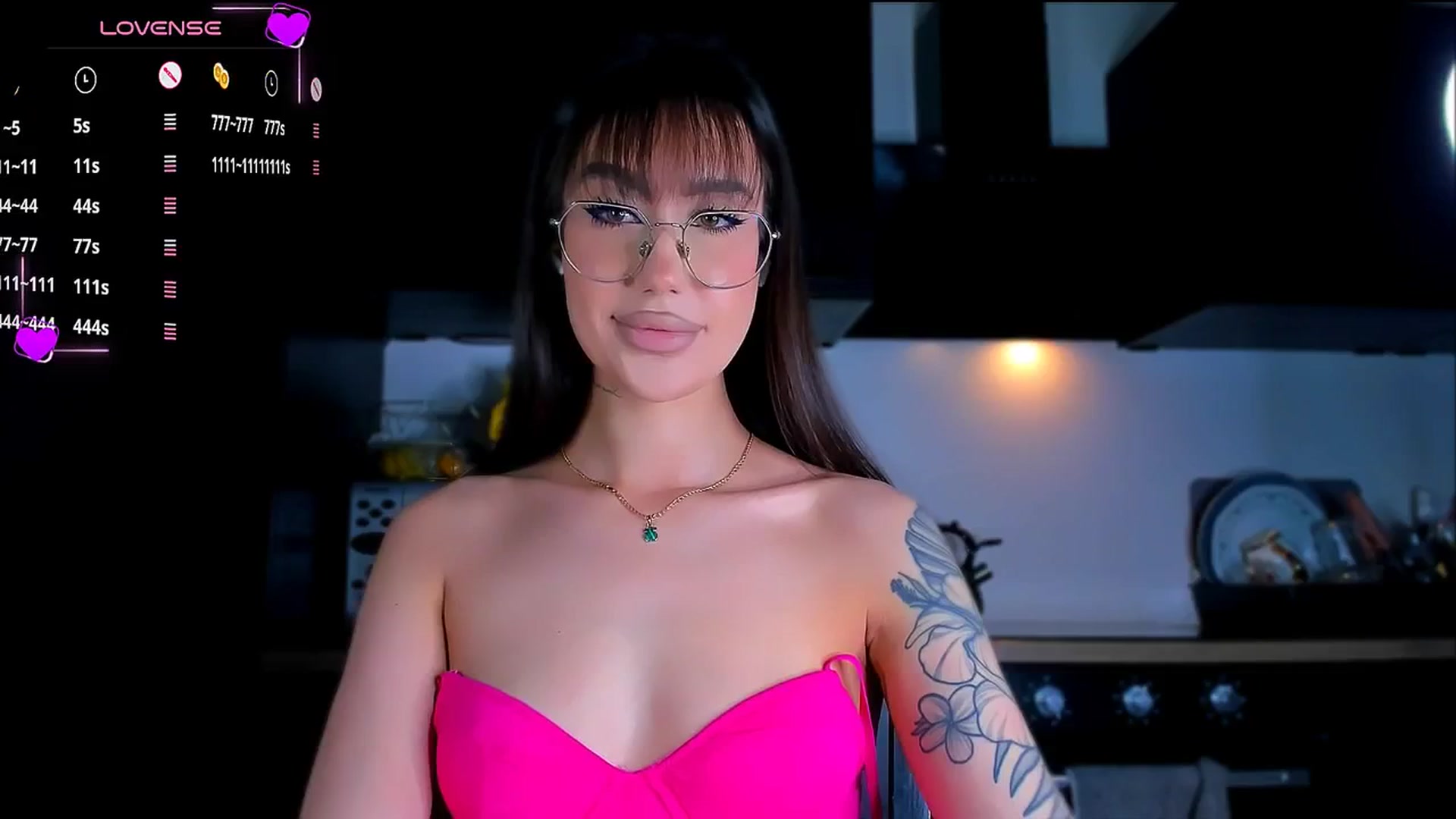 Gallery image thumbnail from HotCrispbread's myfreecams stream on, 12/22/2025, 16:01 image 14 of 20