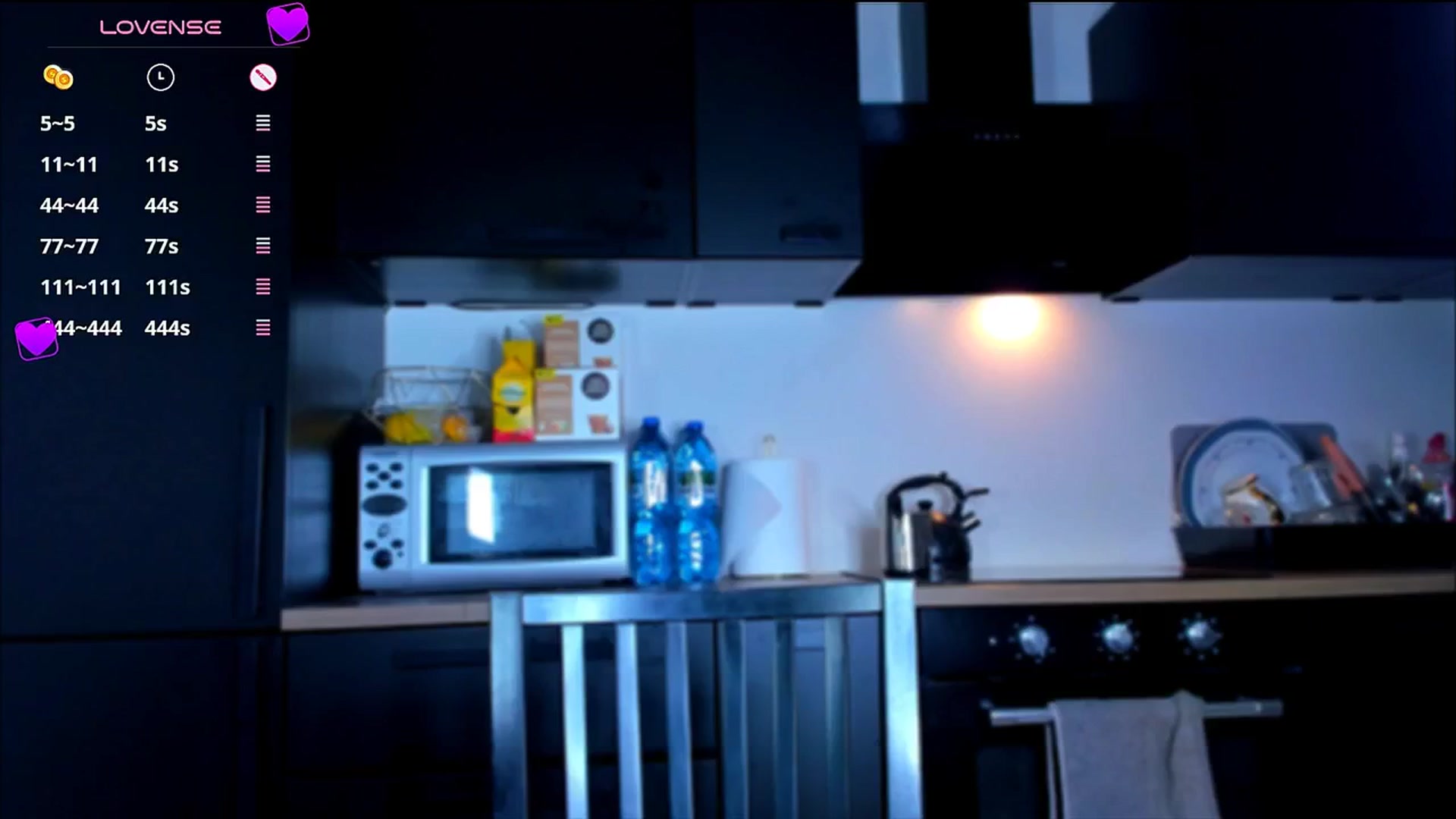 Gallery image thumbnail from HotCrispbread's myfreecams stream on, 12/22/2025, 17:27 image 14 of 20