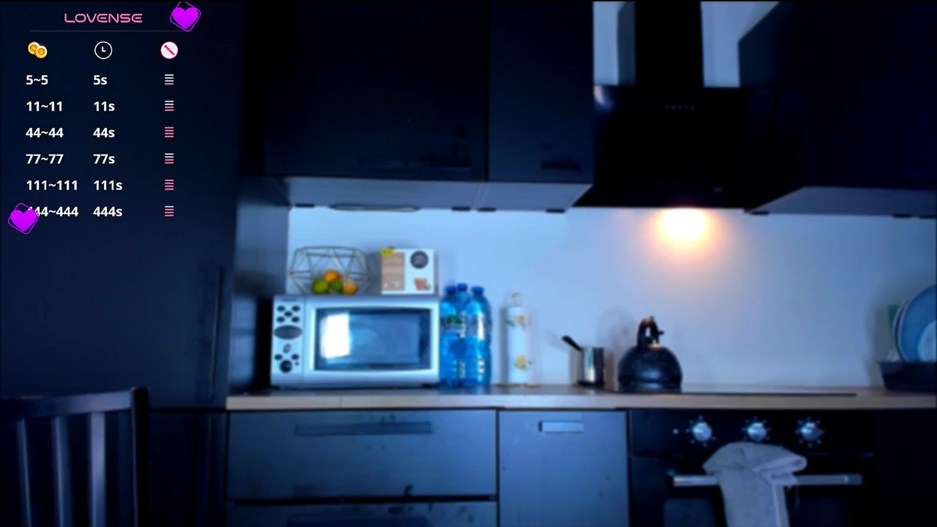 Gallery image thumbnail from HotCrispbread's myfreecams stream on, 01/07/2026, 17:29 image 14 of 20