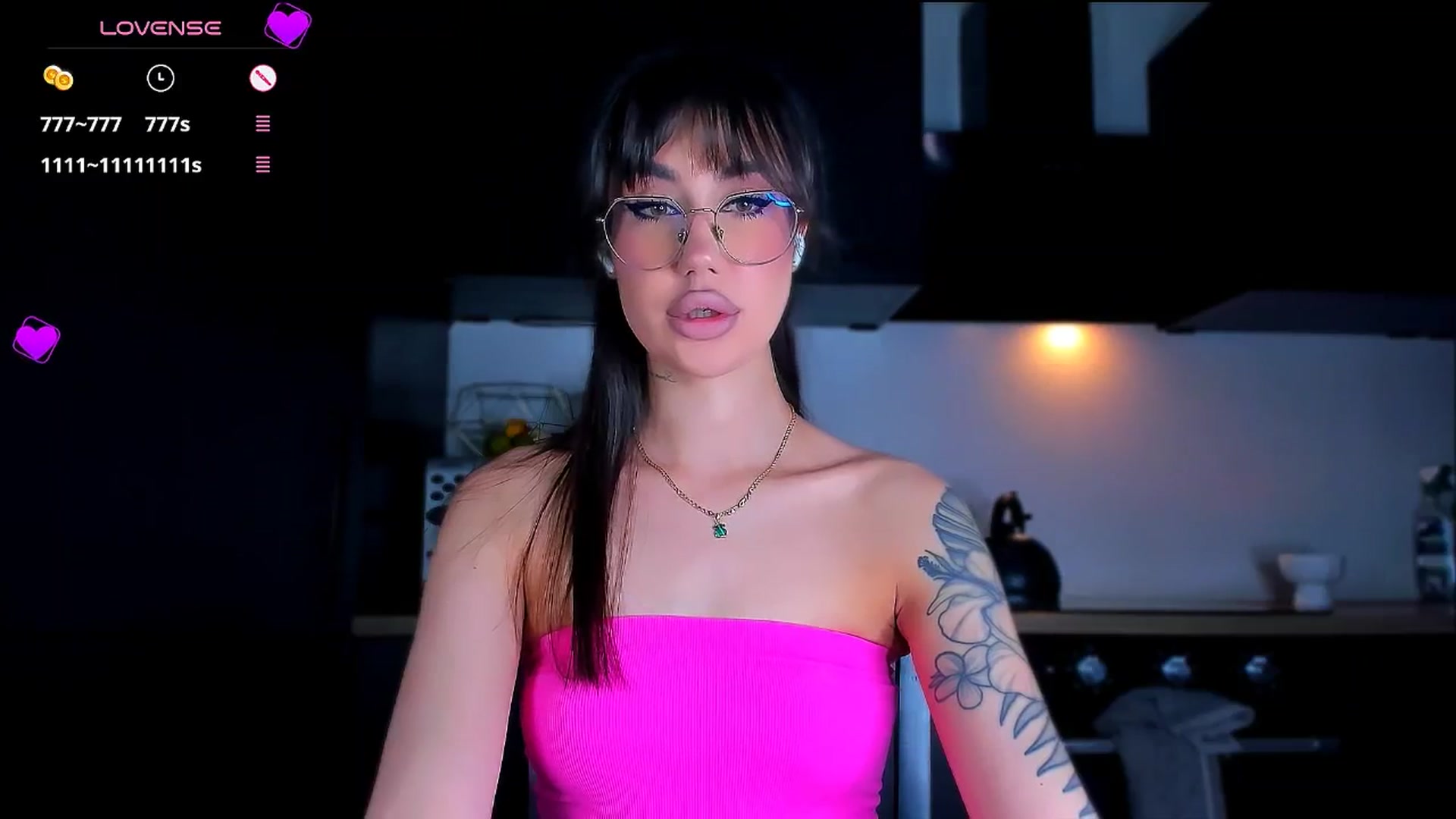 Gallery image thumbnail from HotCrispbread's myfreecams stream on, 01/07/2026, 17:29 image 10 of 20