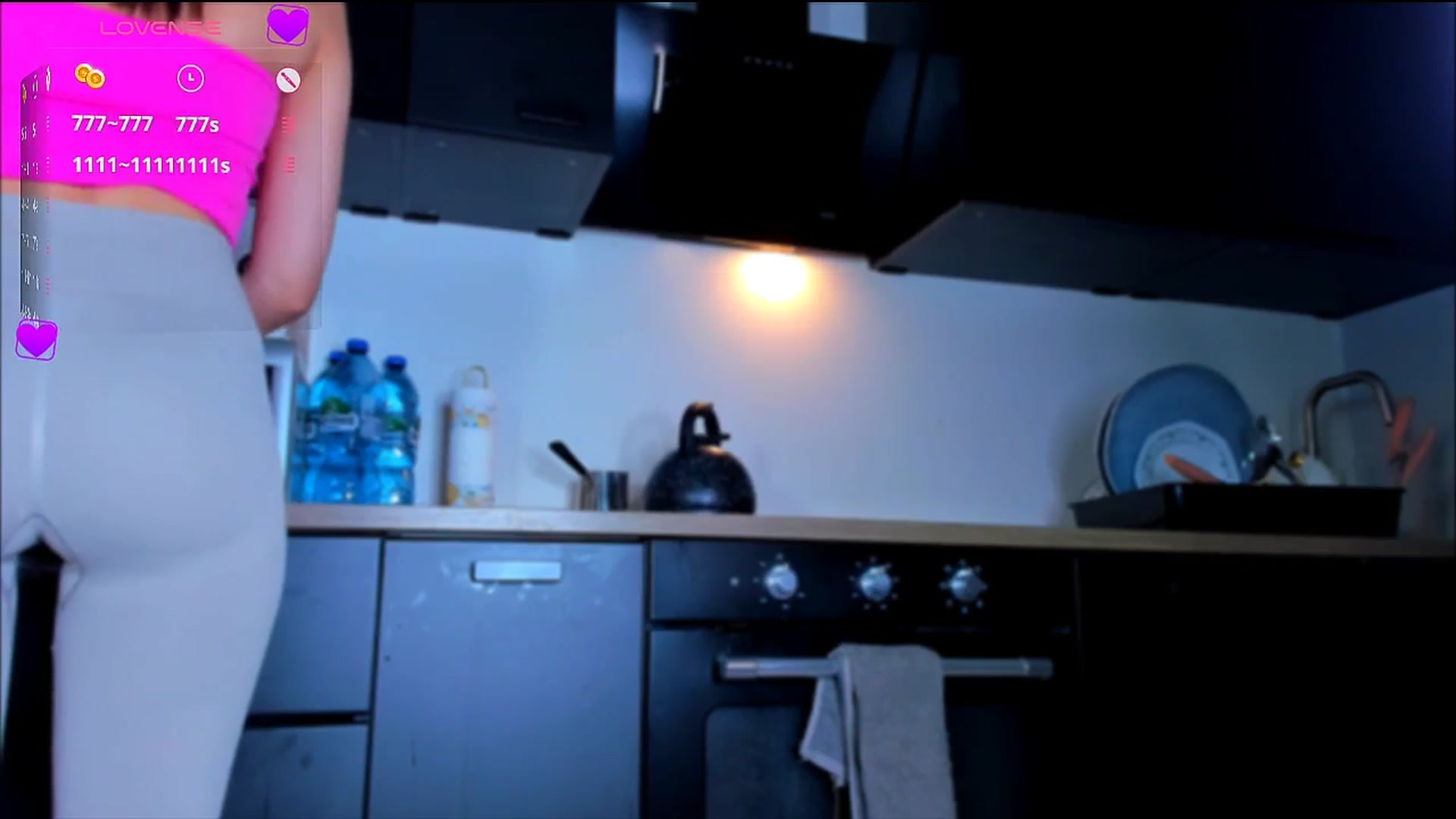 Gallery image thumbnail from HotCrispbread's myfreecams stream on, 01/07/2026, 18:16 image 7 of 20