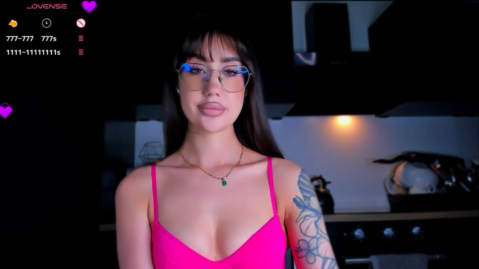 Gallery image thumbnail from HotCrispbread's myfreecams stream on, 01/11/2026, 19:21 image 3 of 20