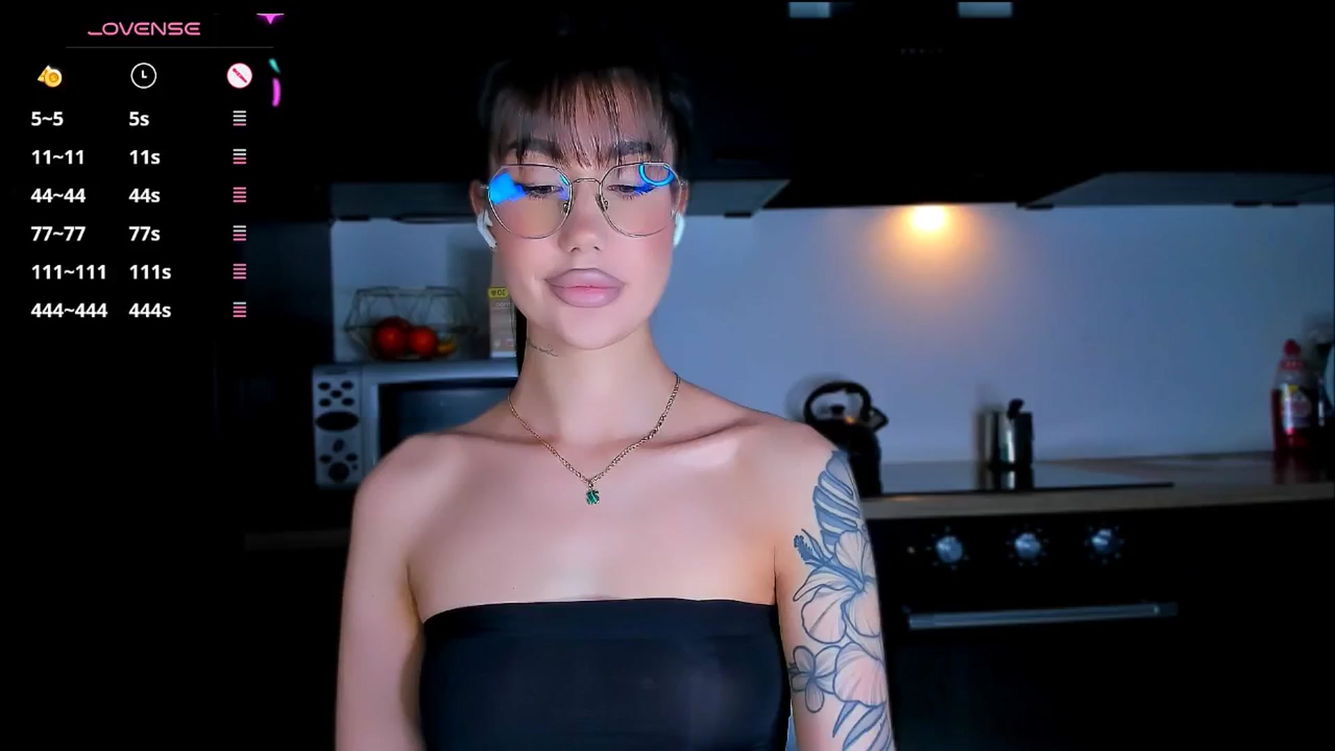 Gallery image thumbnail from HotCrispbread's myfreecams stream on, 01/16/2026, 16:55 image 5 of 20