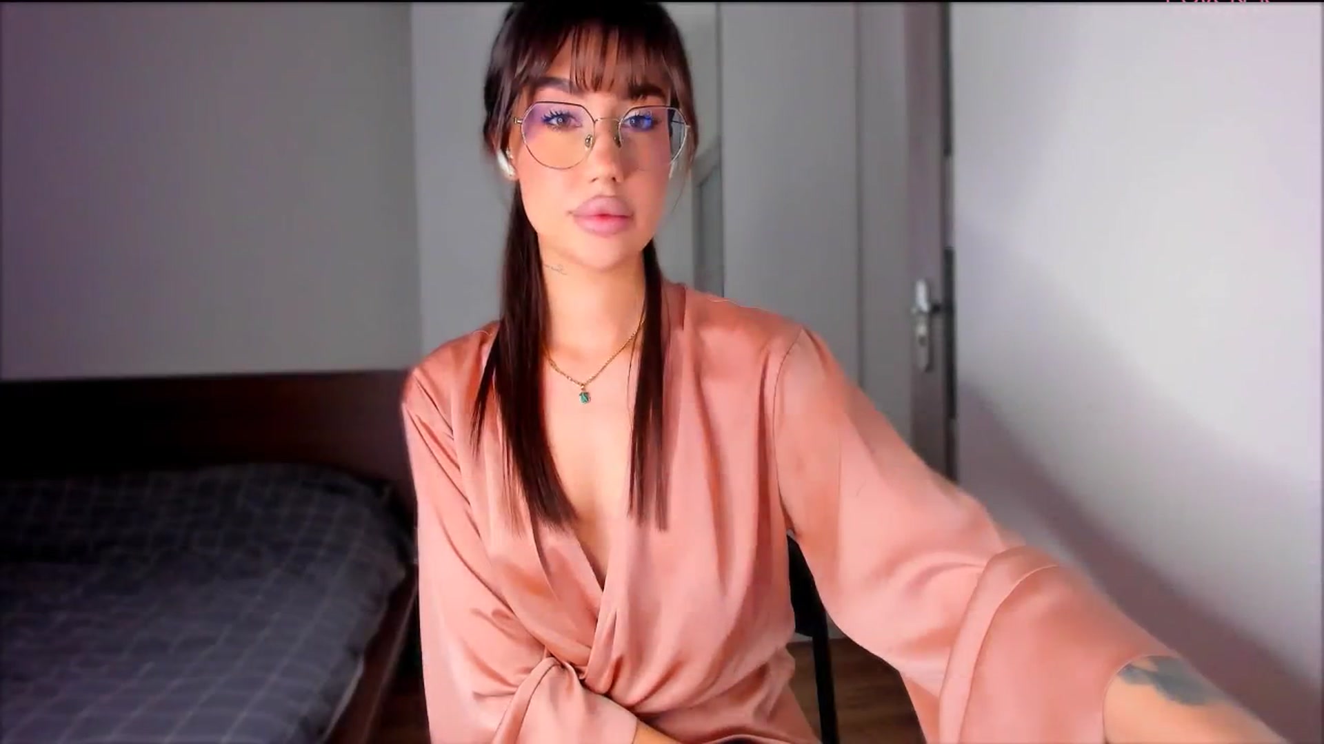 Gallery image thumbnail from HotCrispbread's myfreecams stream on, 01/21/2026, 15:48 image 3 of 20