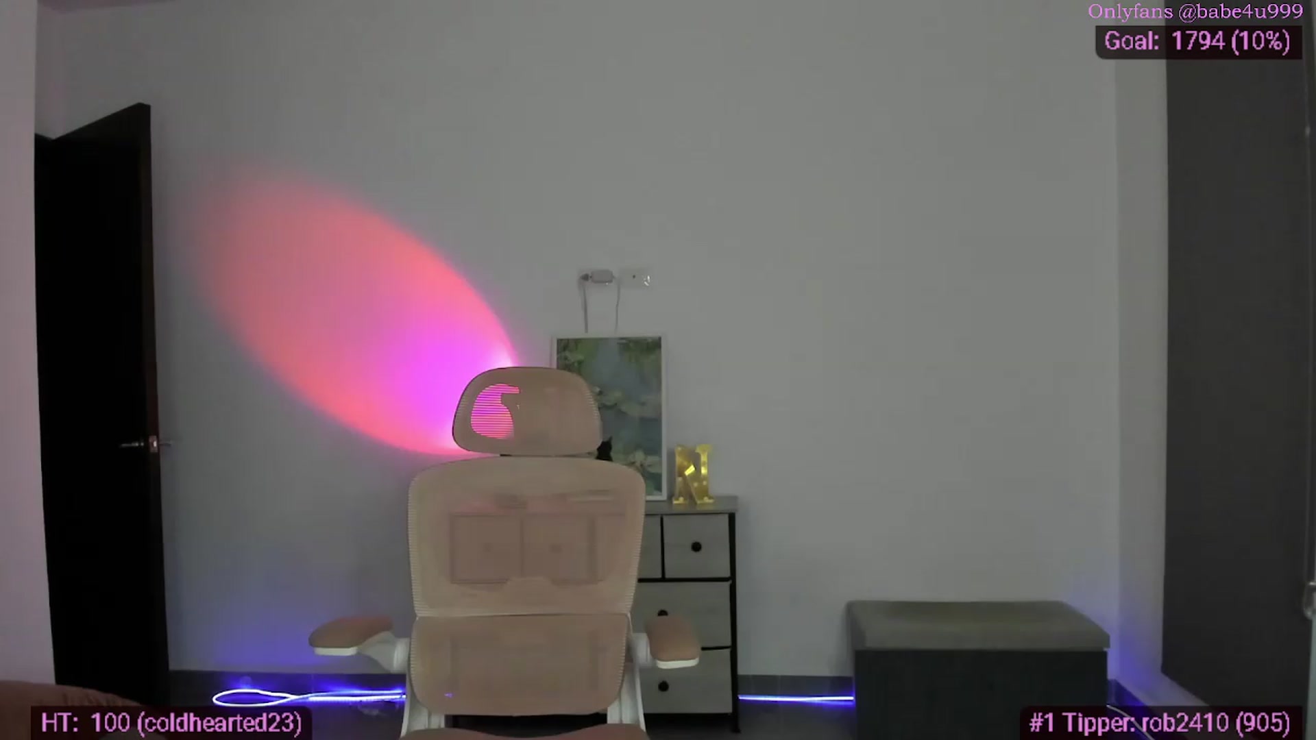 Gallery image thumbnail from HotGatita's myfreecams stream on, 08/06/2026, 01:11 image 13 of 20