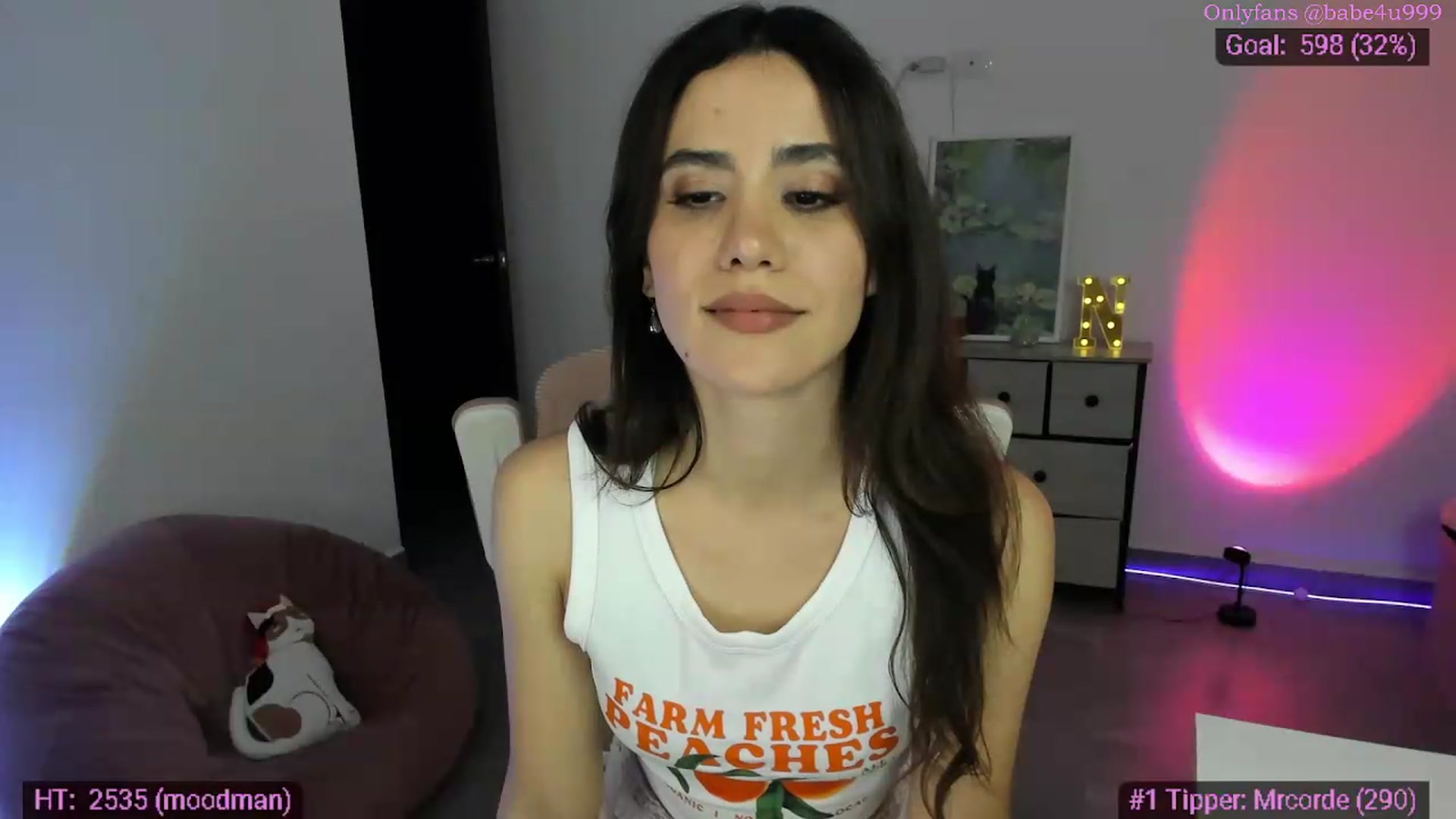 Gallery image thumbnail from HotGatita's myfreecams stream on, 08/19/2026, 01:38 image 7 of 20