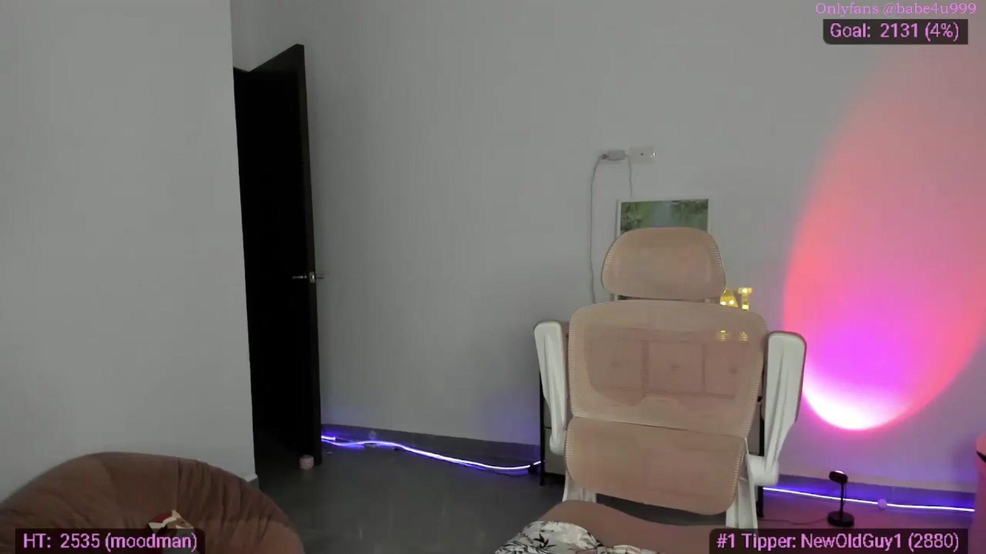 Gallery image thumbnail from HotGatita's myfreecams stream on, 08/20/2026, 03:31 image 16 of 20