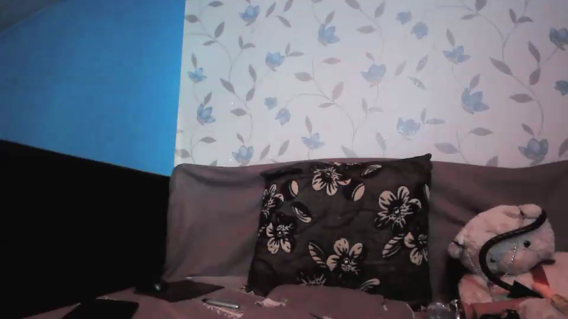 Gallery image thumbnail from HotNicolle123's myfreecams stream on, 08/04/2026, 09:40 image 17 of 20