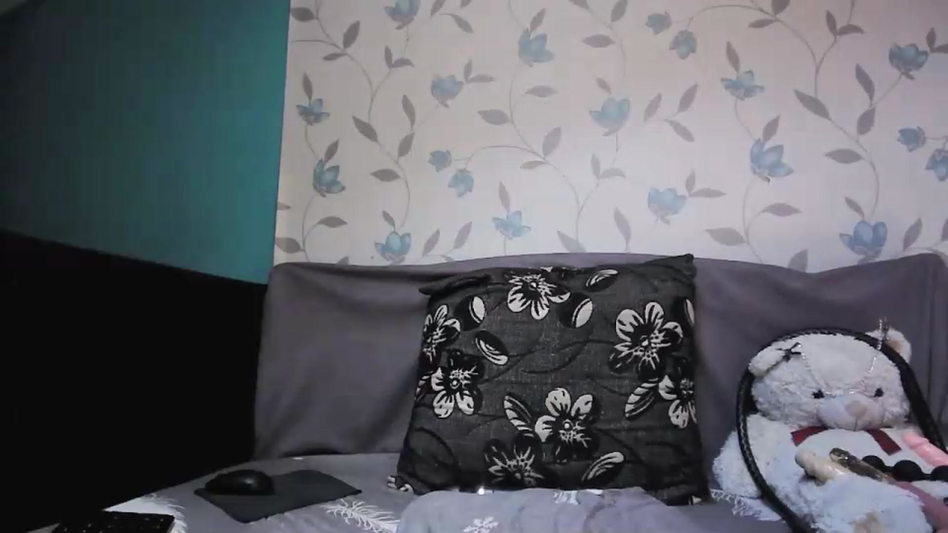 Gallery image thumbnail from HotNicolle123's myfreecams stream on, 08/19/2026, 10:58 image 13 of 20