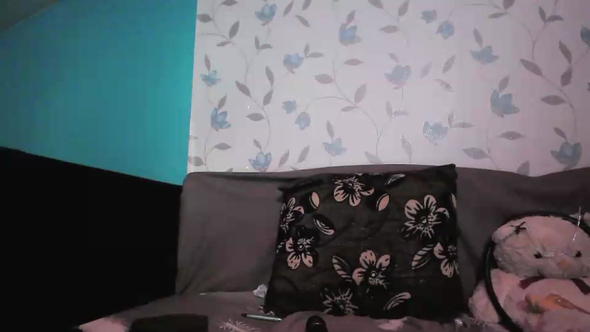 Gallery image thumbnail from HotNicolle123's myfreecams stream on, 08/20/2026, 09:06 image 9 of 20