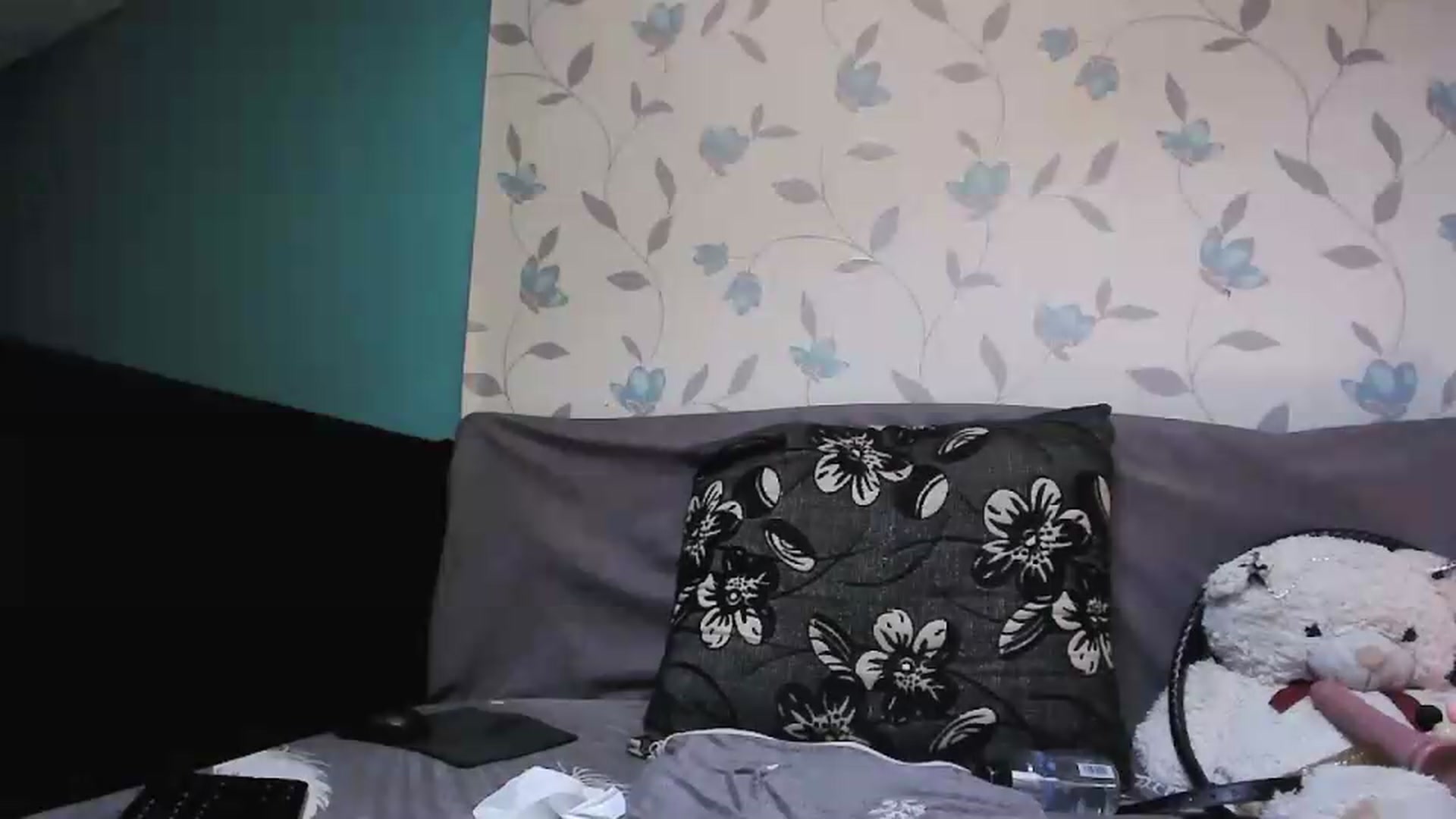 Gallery image thumbnail from HotNicolle123's myfreecams stream on, 08/22/2026, 10:17 image 17 of 20