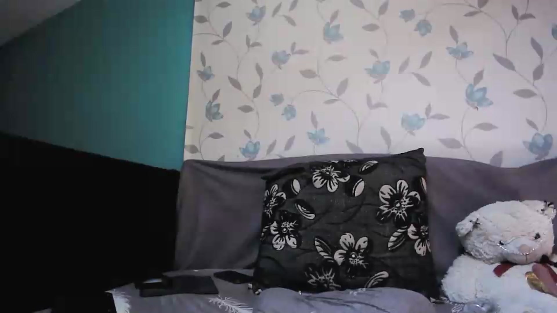 Gallery image thumbnail from HotNicolle123's myfreecams stream on, 08/28/2026, 10:05 image 13 of 20