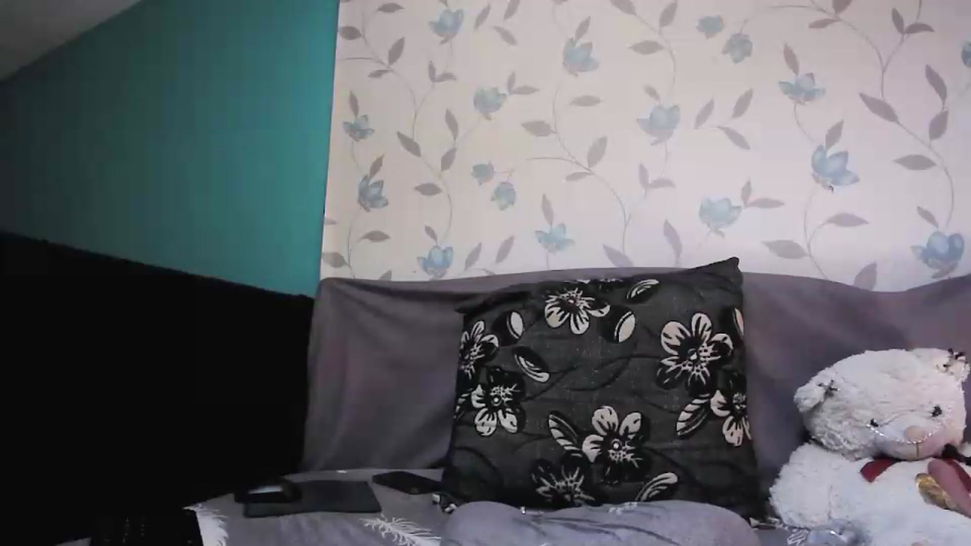 Gallery image thumbnail from HotNicolle123's myfreecams stream on, 08/28/2026, 10:05 image 9 of 20