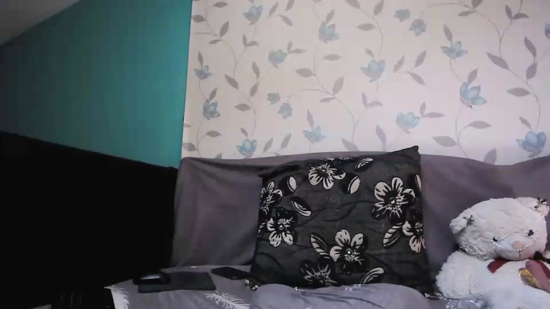 Gallery image thumbnail from HotNicolle123's myfreecams stream on, 08/28/2026, 10:05 image 10 of 20