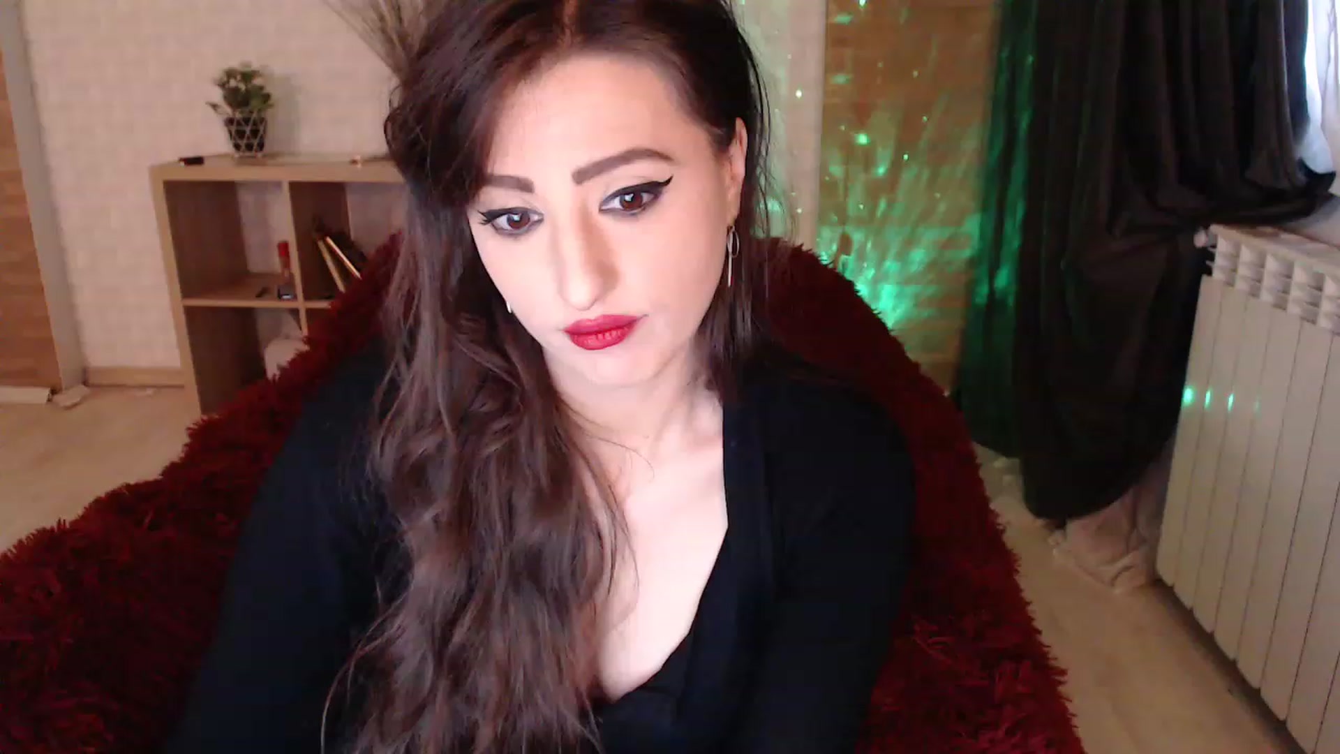 Gallery image thumbnail from HotRebbecca's myfreecams stream on, 12/02/2022, 07:38 image 16 of 20