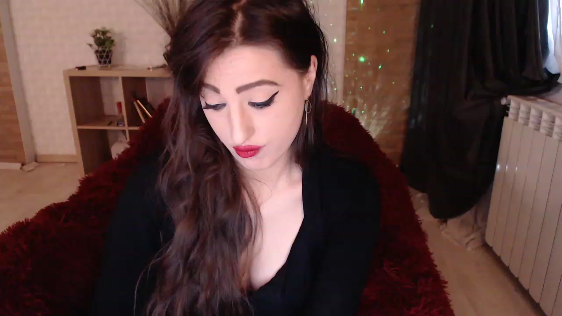 Gallery image thumbnail from HotRebbecca's myfreecams stream on, 12/02/2022, 07:38 image 15 of 20