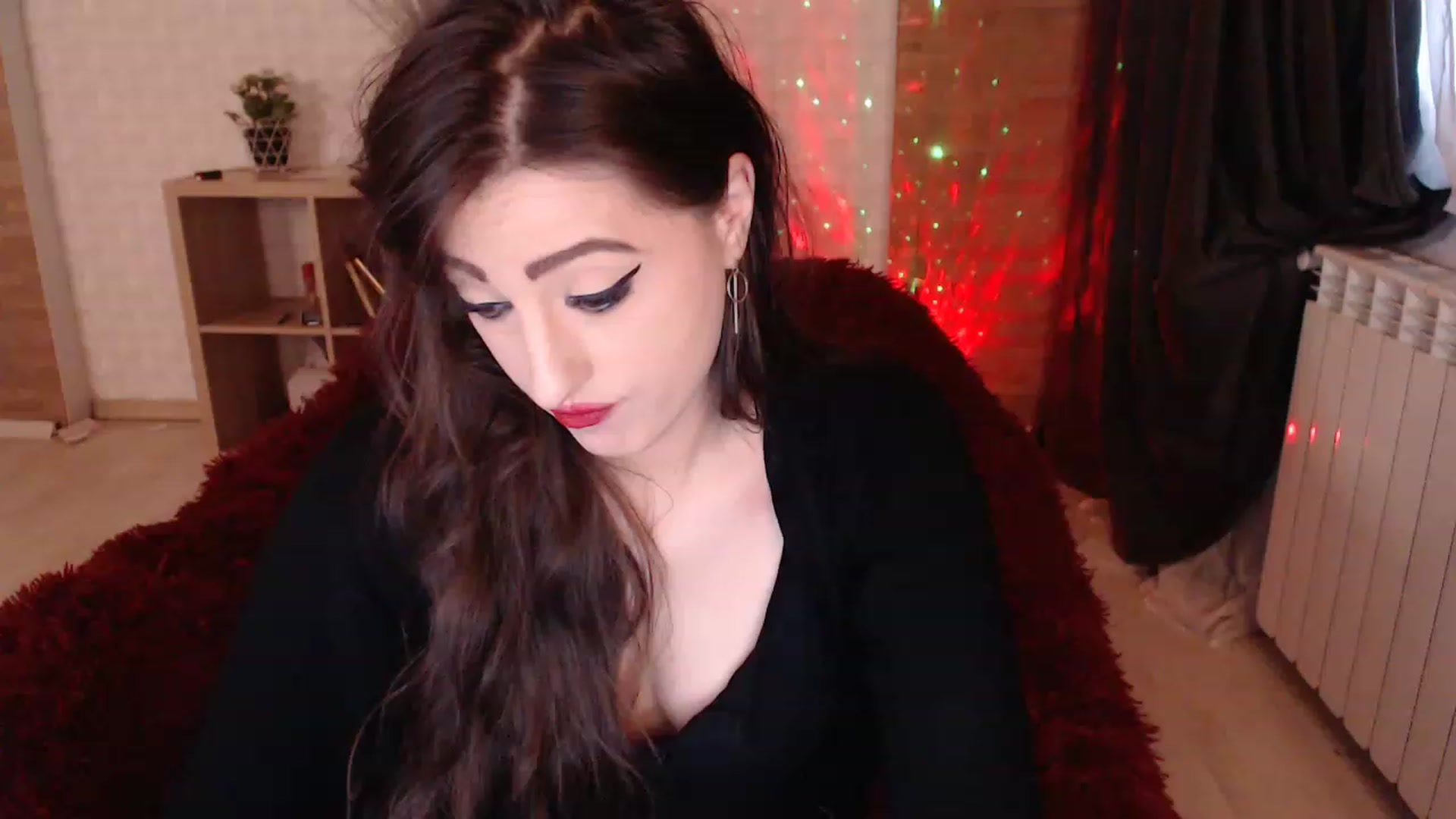 Gallery image thumbnail from HotRebbecca's myfreecams stream on, 12/02/2022, 07:38 image 13 of 20