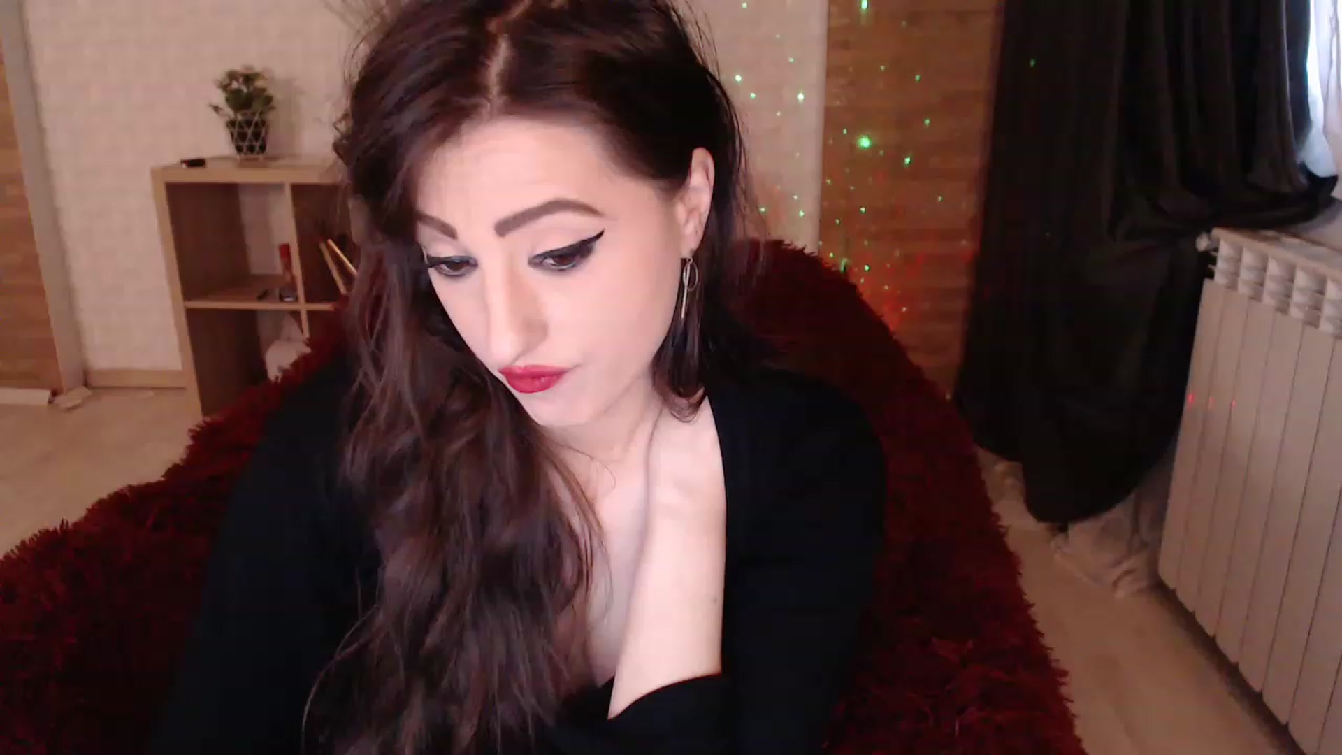 Gallery image thumbnail from HotRebbecca's myfreecams stream on, 12/02/2022, 07:38 image 10 of 20