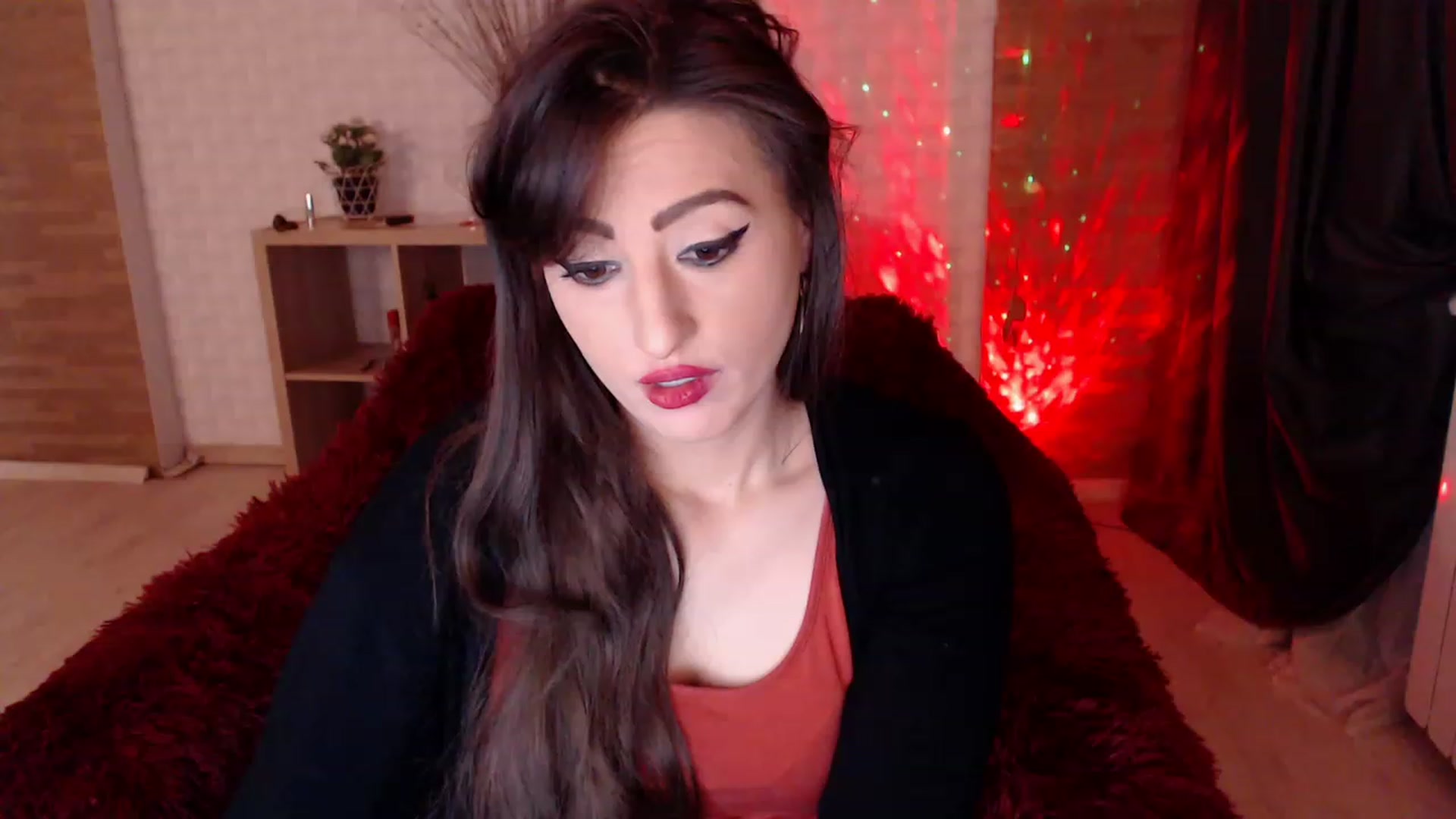 Gallery image thumbnail from HotRebbecca's myfreecams stream on, 12/04/2022, 08:29 image 9 of 20