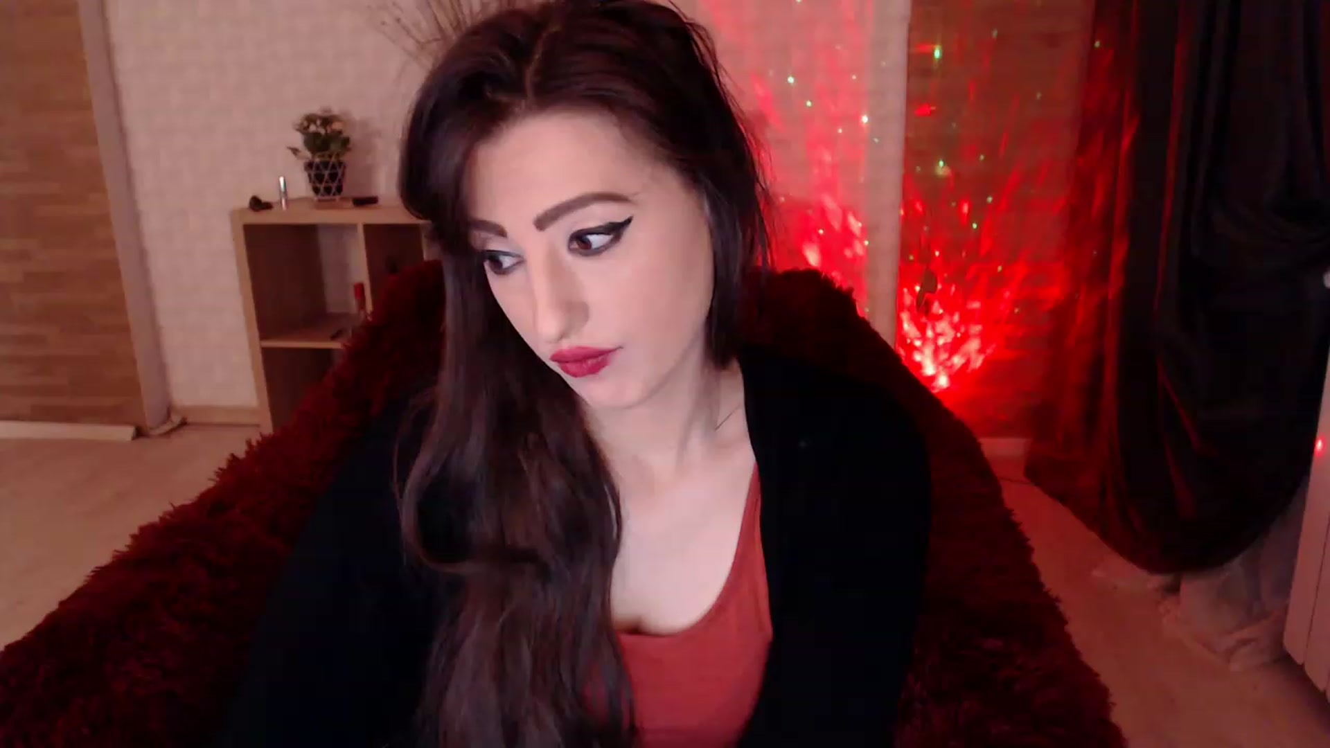 Gallery image thumbnail from HotRebbecca's myfreecams stream on, 12/04/2022, 08:29 image 12 of 20