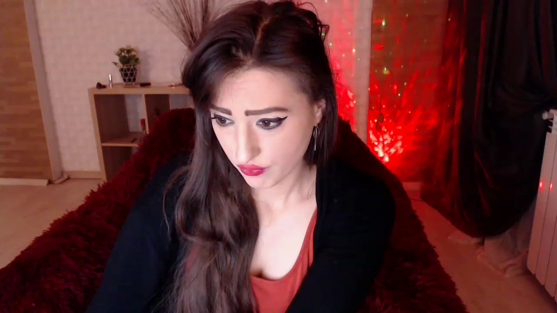 Gallery image thumbnail from HotRebbecca's myfreecams stream on, 12/04/2022, 08:29 image 3 of 20