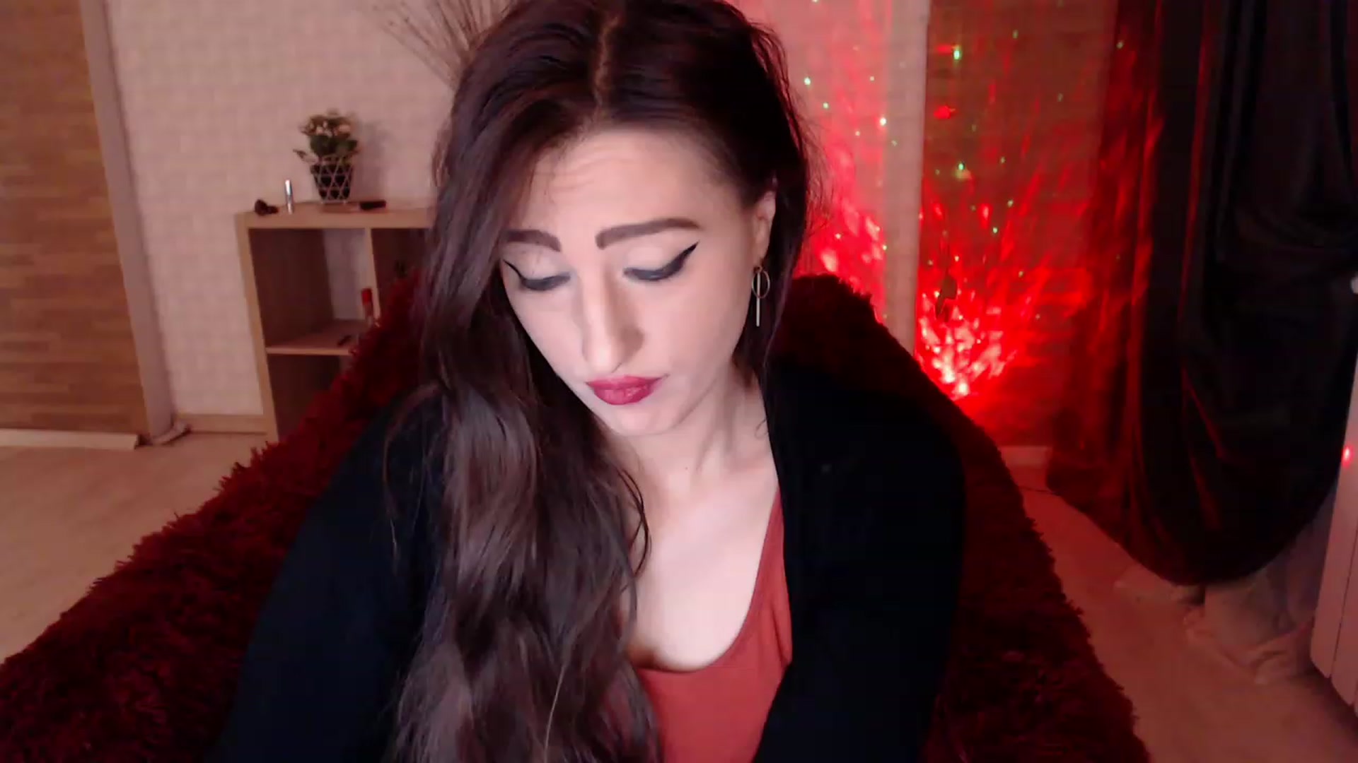 Gallery image thumbnail from HotRebbecca's myfreecams stream on, 12/04/2022, 08:29 image 18 of 20