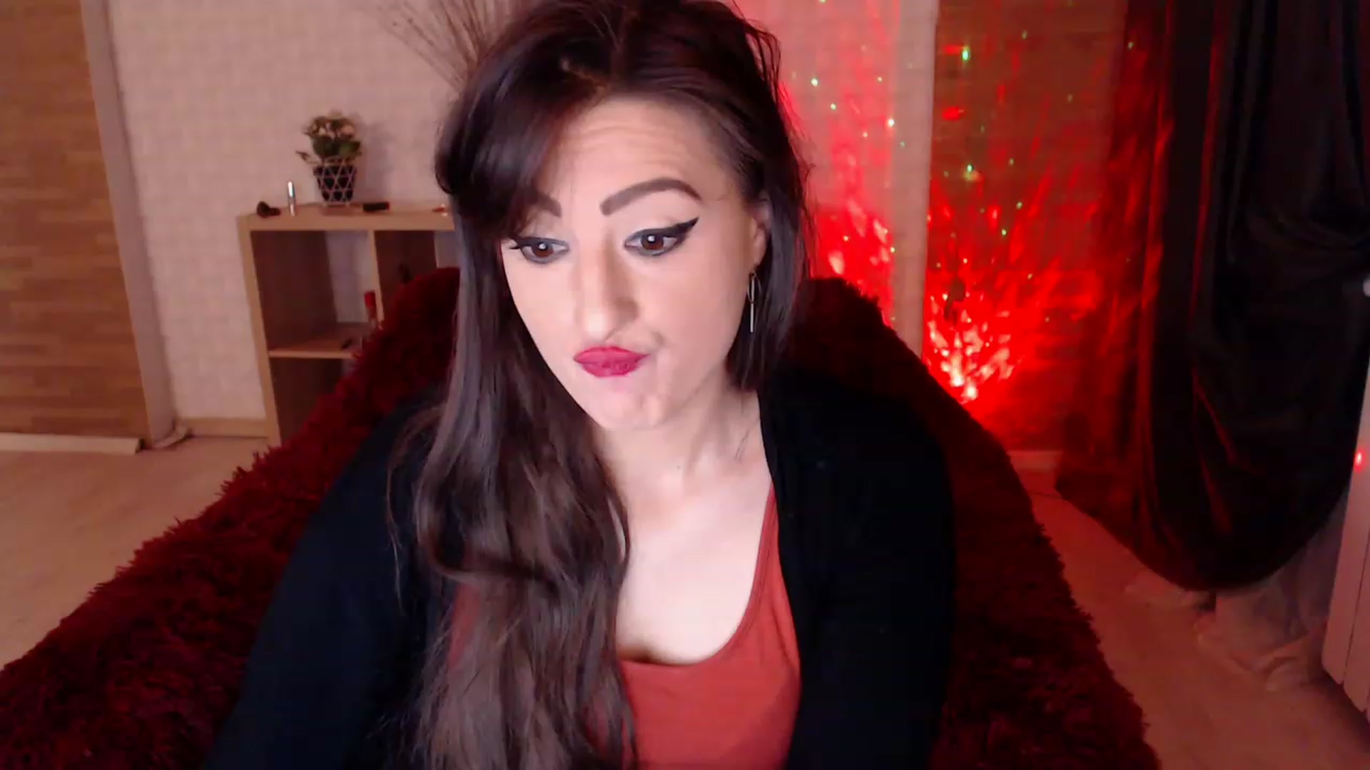 Gallery image thumbnail from HotRebbecca's myfreecams stream on, 12/04/2022, 08:29 image 10 of 20