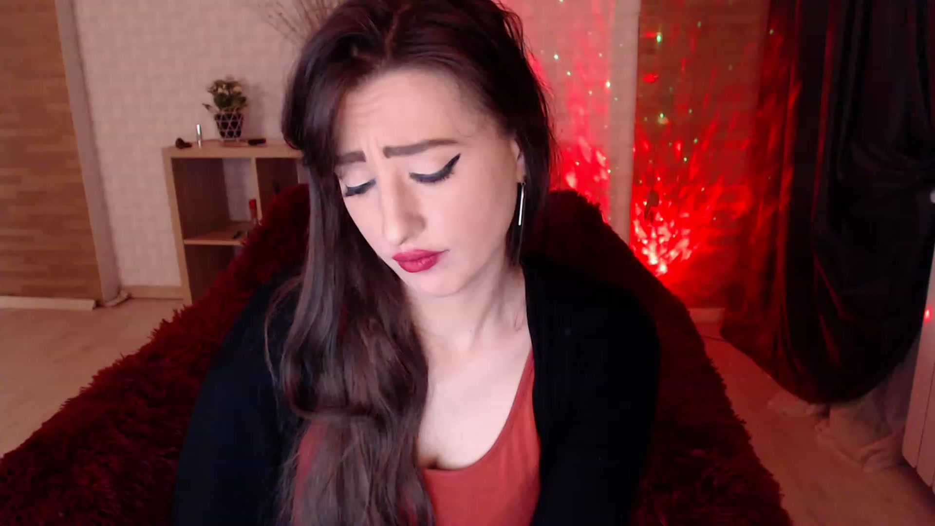 Gallery image thumbnail from HotRebbecca's myfreecams stream on, 12/04/2022, 08:29 image 14 of 20