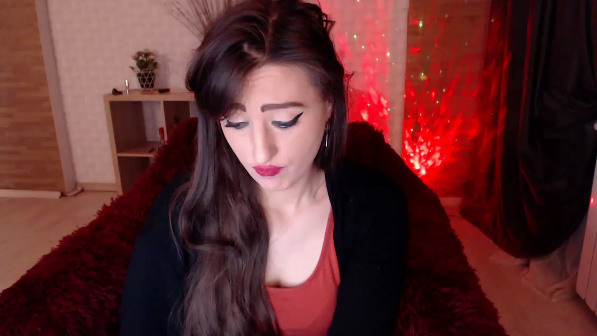 Gallery image thumbnail from HotRebbecca's myfreecams stream on, 12/04/2022, 08:29 image 6 of 20