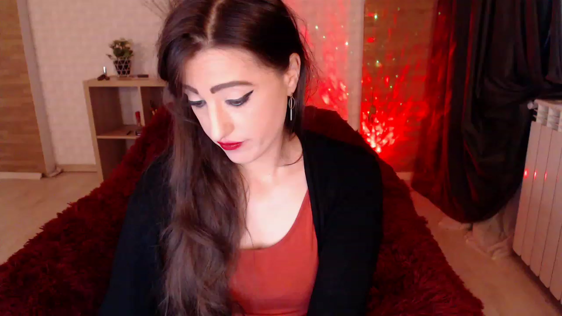 Gallery image thumbnail from HotRebbecca's myfreecams stream on, 12/04/2022, 09:38 image 6 of 20