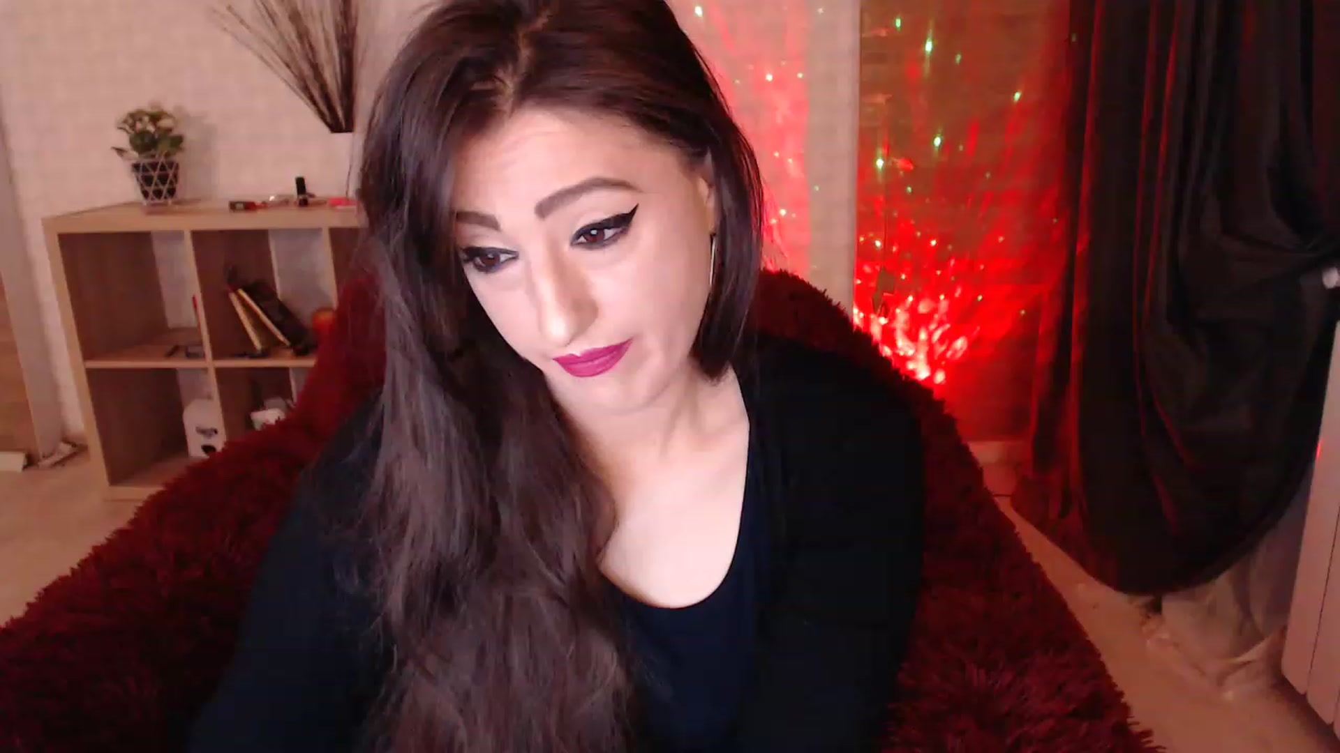 Gallery image thumbnail from HotRebbecca's myfreecams stream on, 12/06/2022, 01:27 image 9 of 20