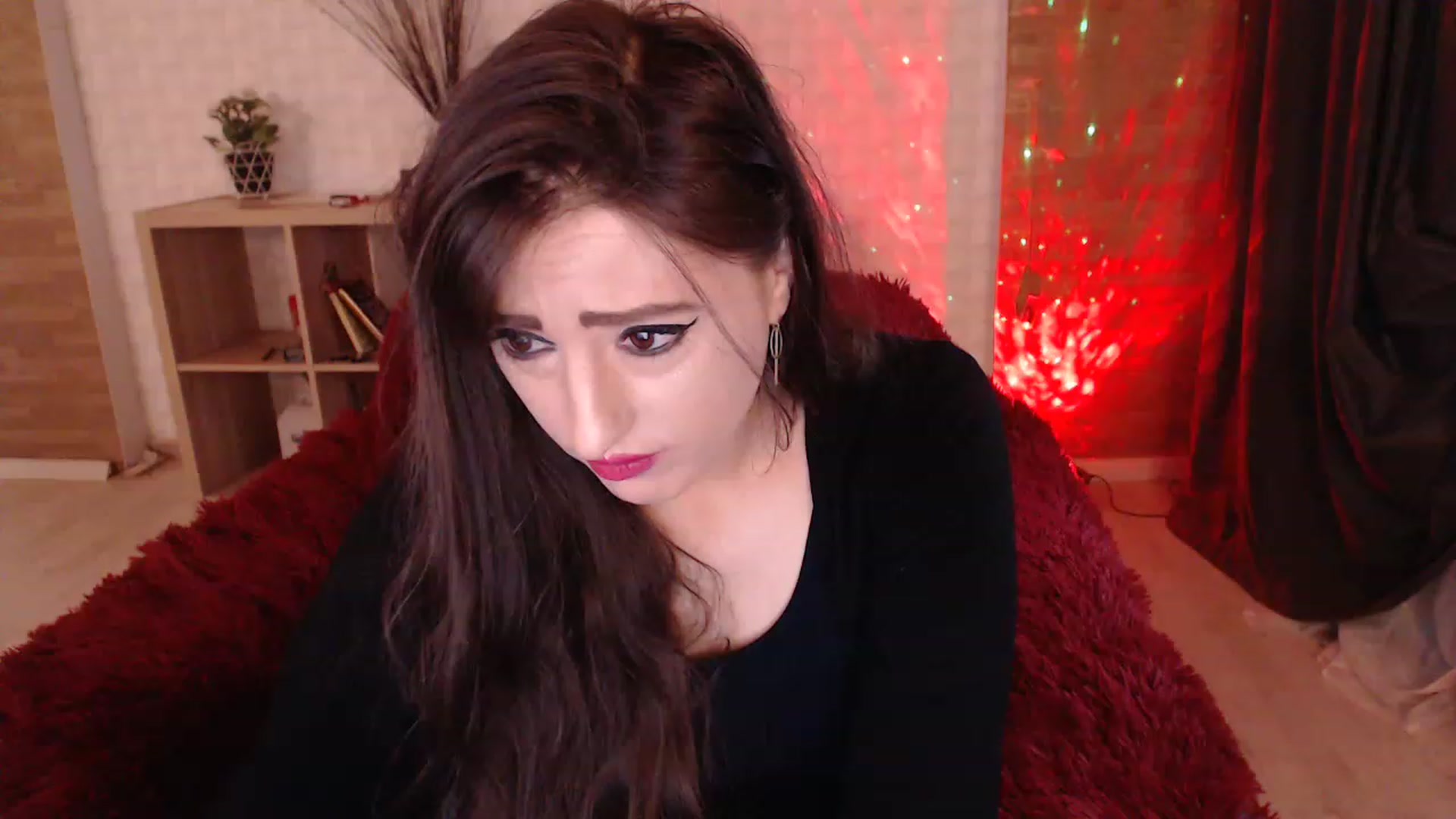 Gallery image thumbnail from HotRebbecca's myfreecams stream on, 12/06/2022, 07:25 image 8 of 20