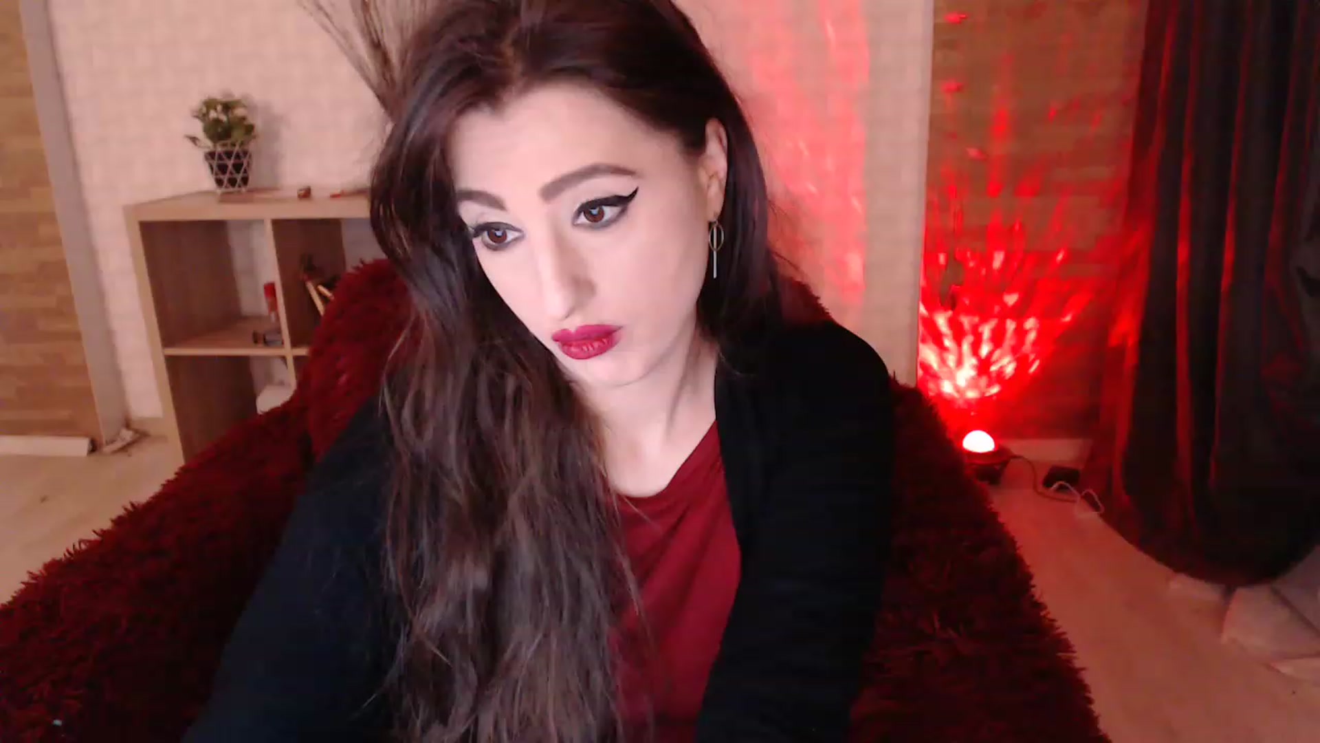 Gallery image thumbnail from HotRebbecca's myfreecams stream on, 12/09/2022, 08:25 image 9 of 20