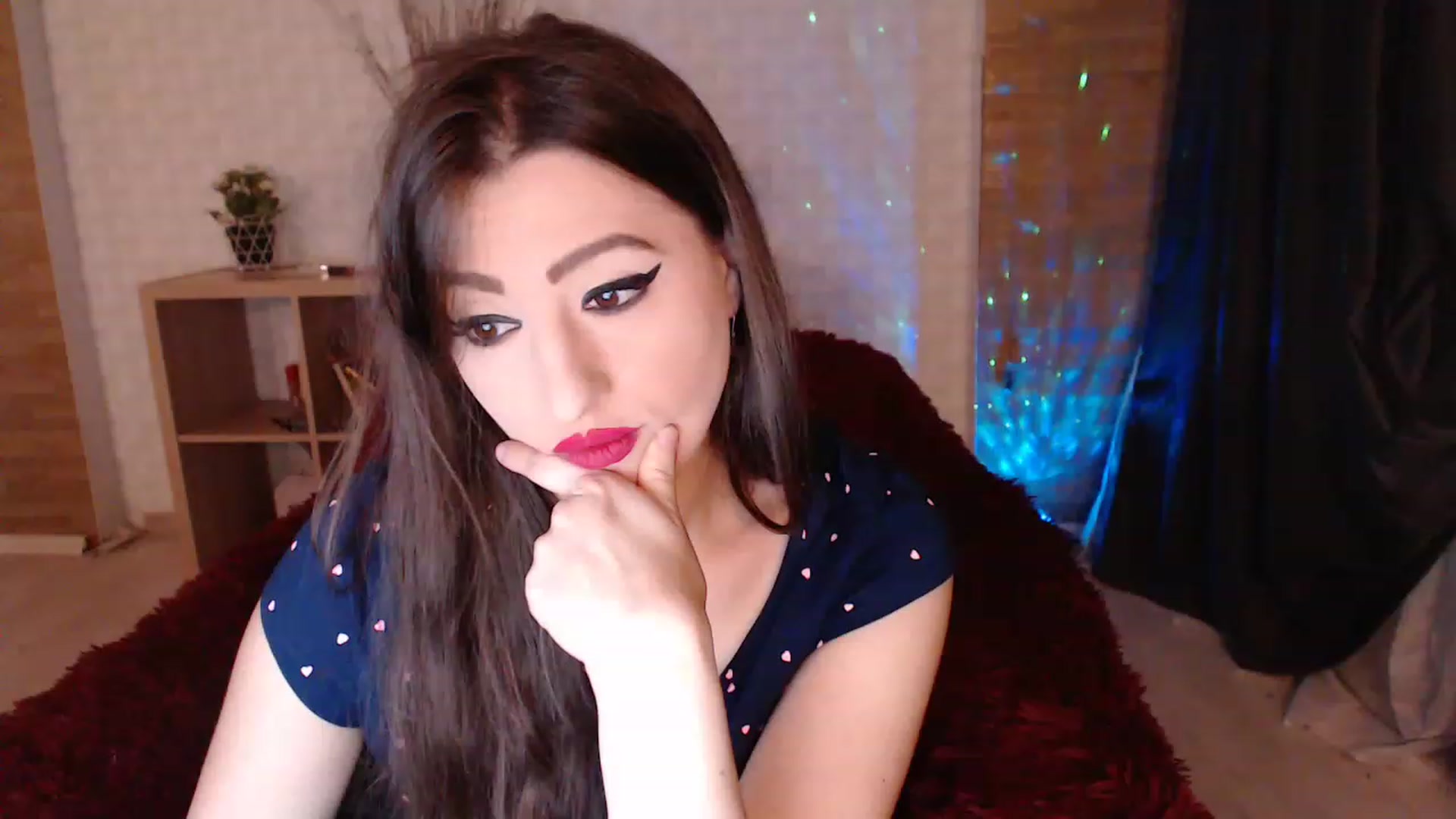 Gallery image thumbnail from HotRebbecca's myfreecams stream on, 12/12/2022, 03:01 image 16 of 20
