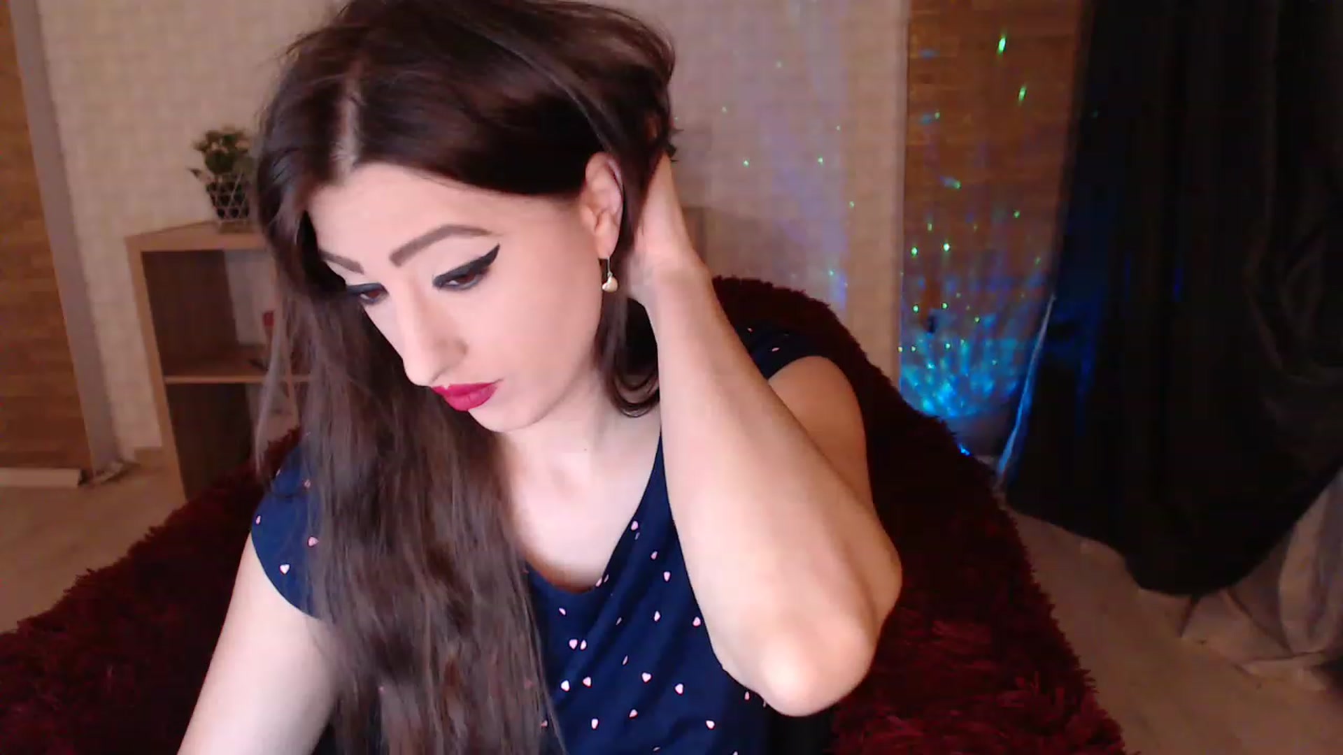 Gallery image thumbnail from HotRebbecca's myfreecams stream on, 12/12/2022, 03:01 image 19 of 20