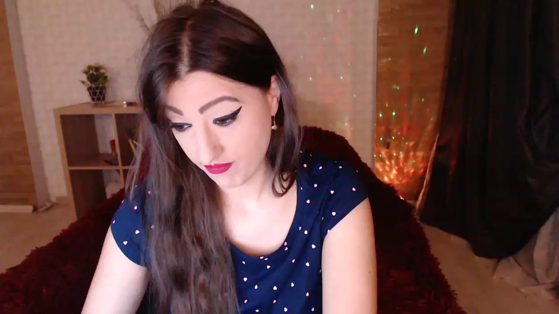 Gallery image thumbnail from HotRebbecca's myfreecams stream on, 12/12/2022, 03:01 image 18 of 20